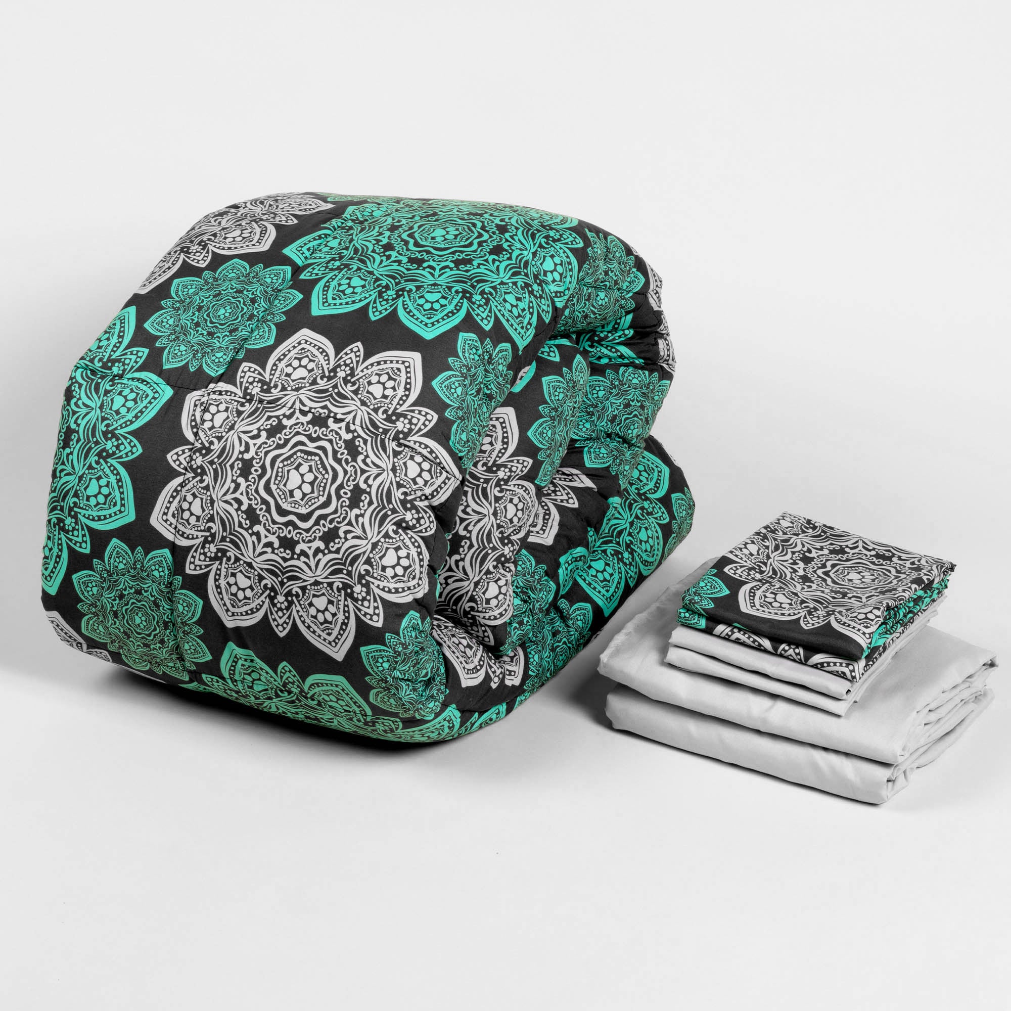 Premium Mandala Paws 7-Piece Microfiber Bedding Set