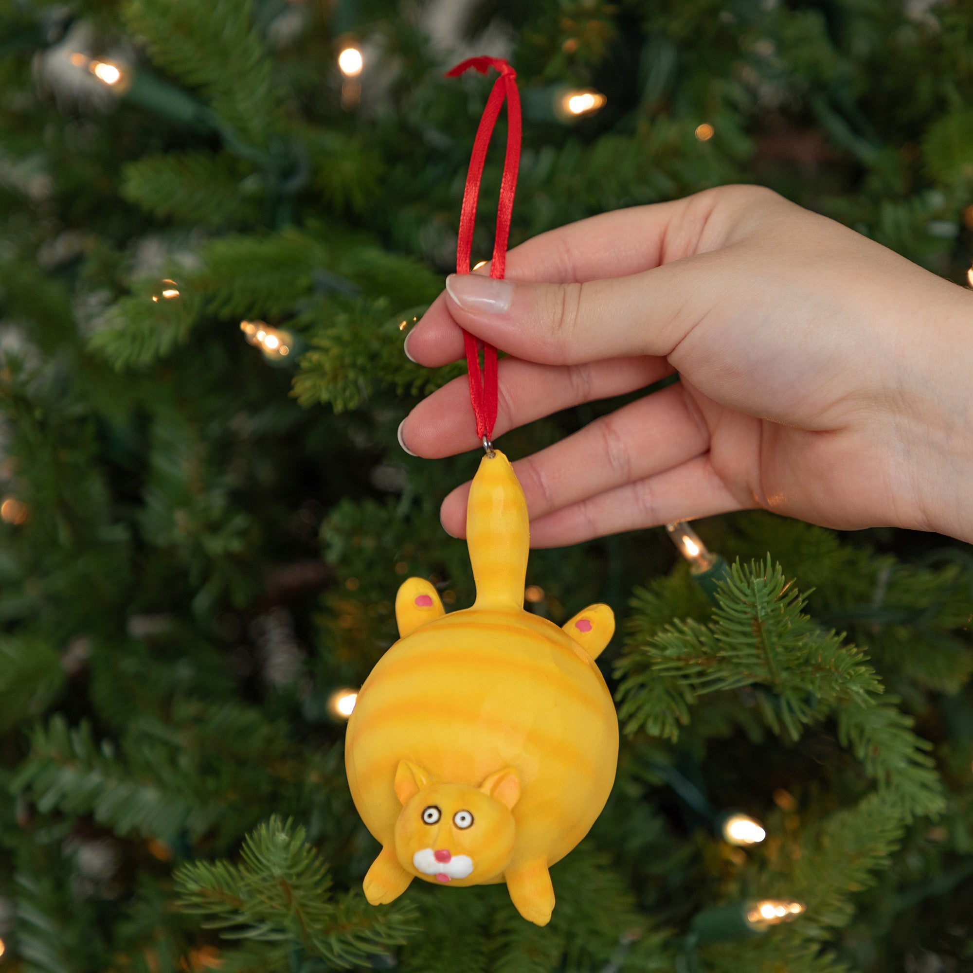 Premium Fat Cat Ornament - Ultimate Feline Charm