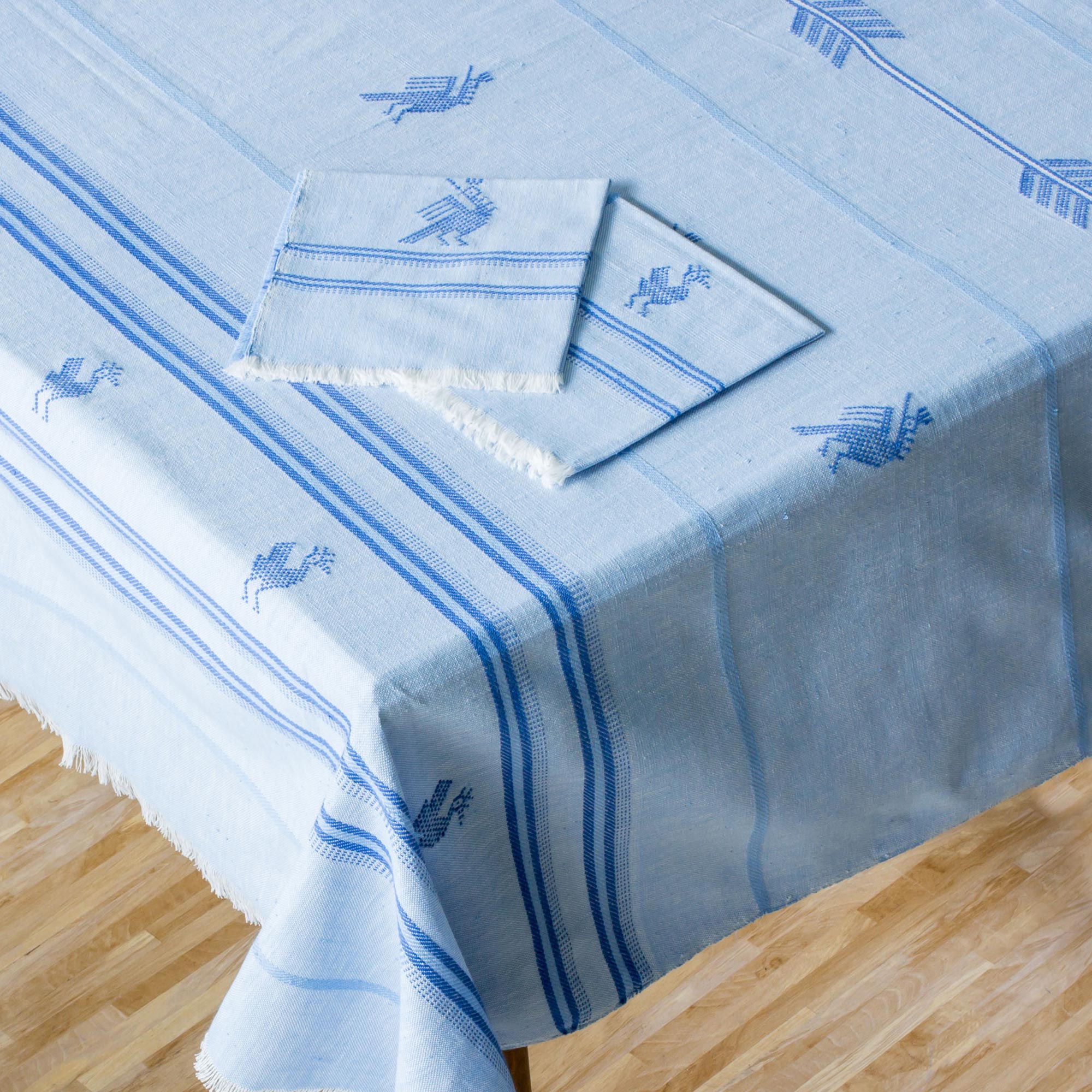 Premium Guatemalan Handmade Bird-Themed Tablecloth & Napkins Set