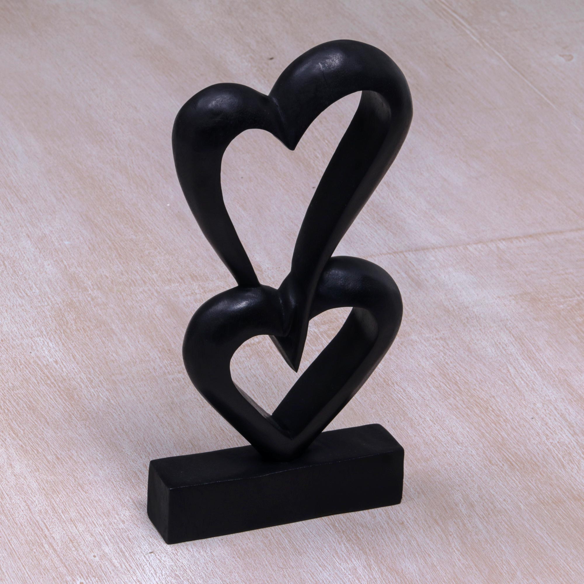 Premium Linking Hearts Romantic Wood Sculpture - Handcrafted Love Totem