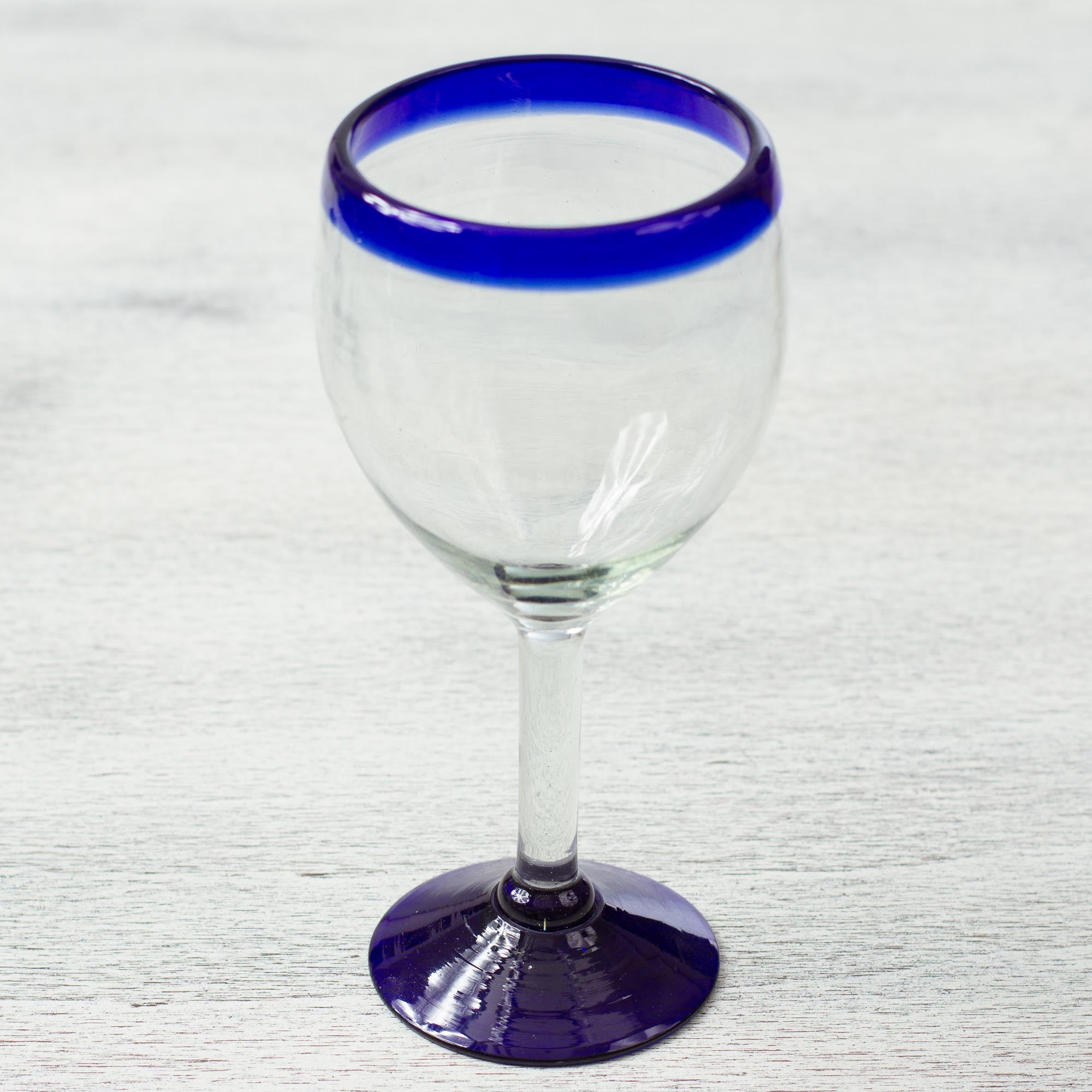 Premium Cobalt Elegance: Set of Six Eco-Friendly Hand-Blown Wine Goblets