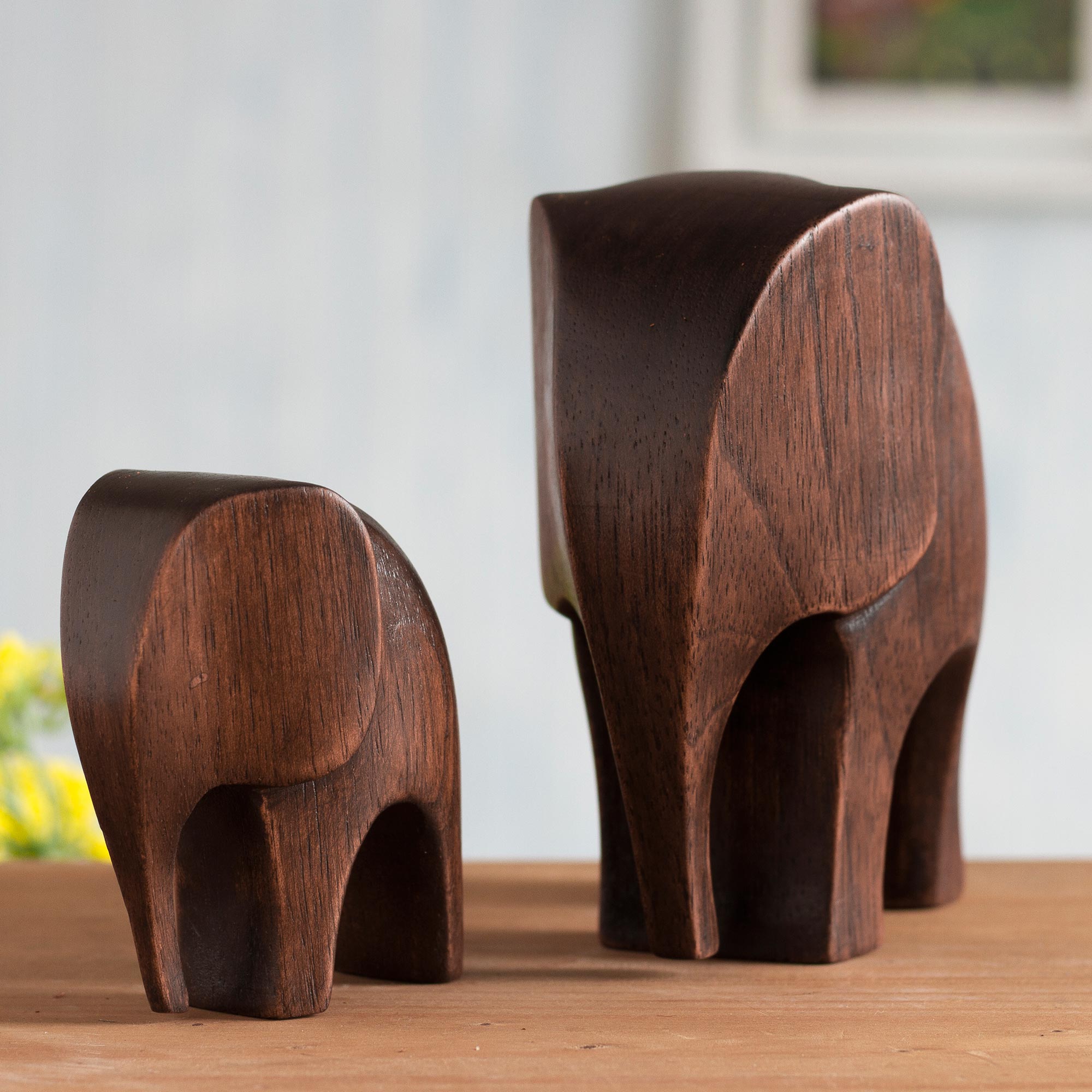 Premium Hand-Carved Cedar Wood Elephant Figurines from Peru - Mother & Baby Pair