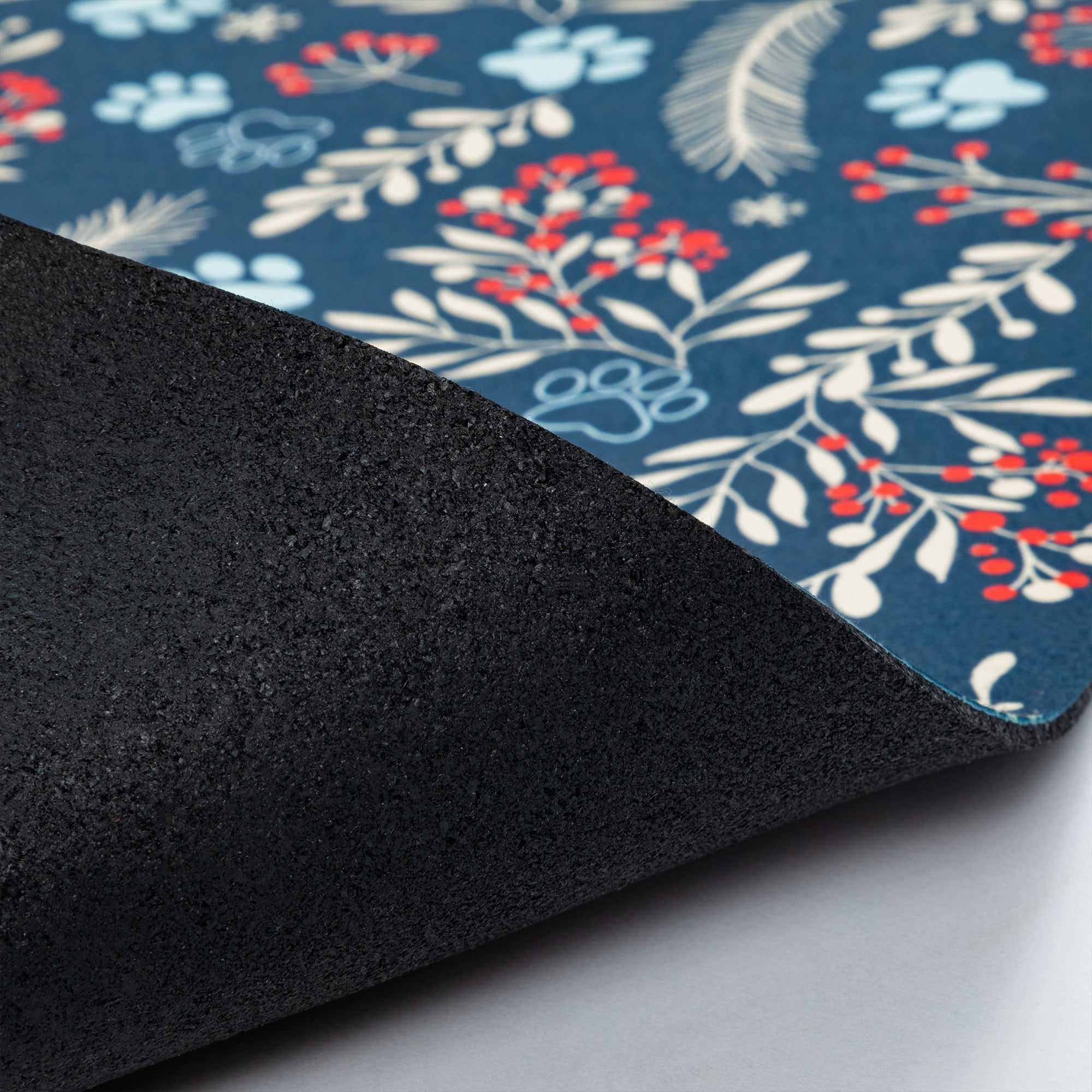Premium Winter Sprigs & Paws All-Season Mat
