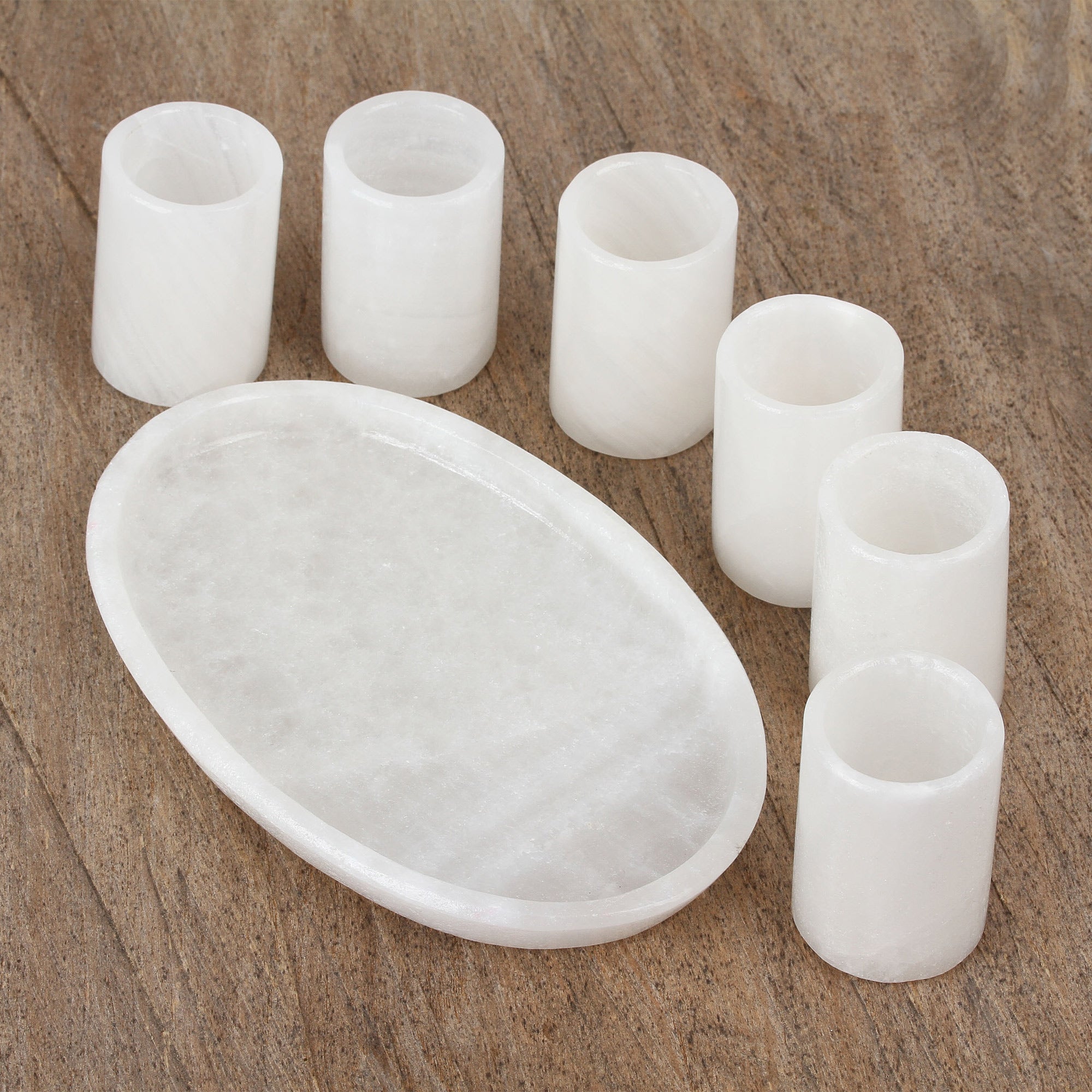 Premium Handcrafted Onyx Shot Glass Set with Tray – Elegant Party Collection (6 Pieces)