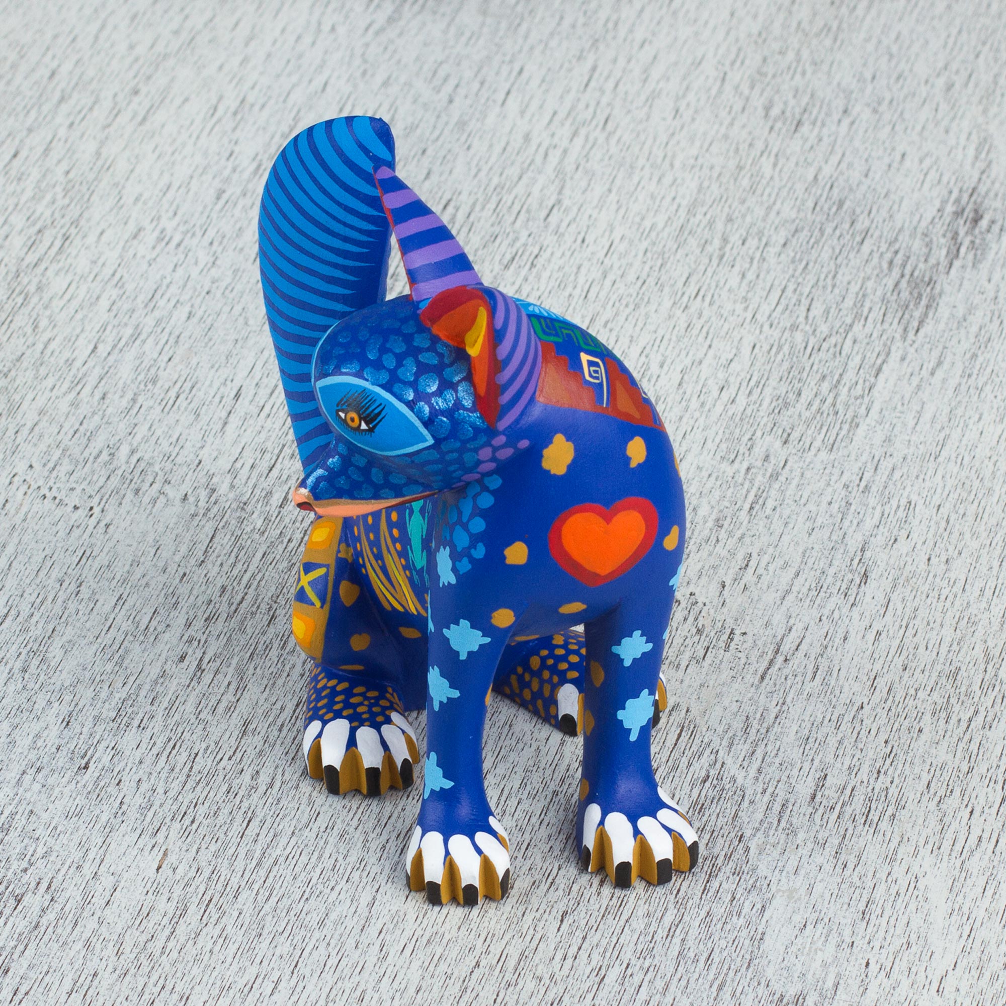 Premium Zapotec Coyote Wood Sculpture - Handcrafted Alebrije Art