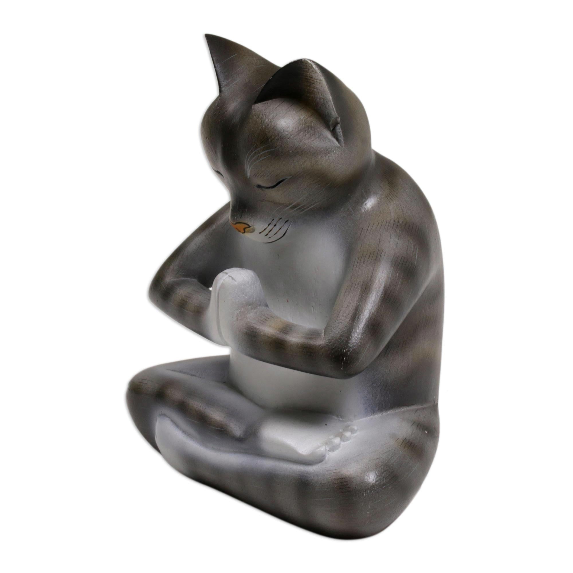 Premium Meditating Cat Sculpture in Grey & White – Handcrafted Suar Wood Art from Bali
