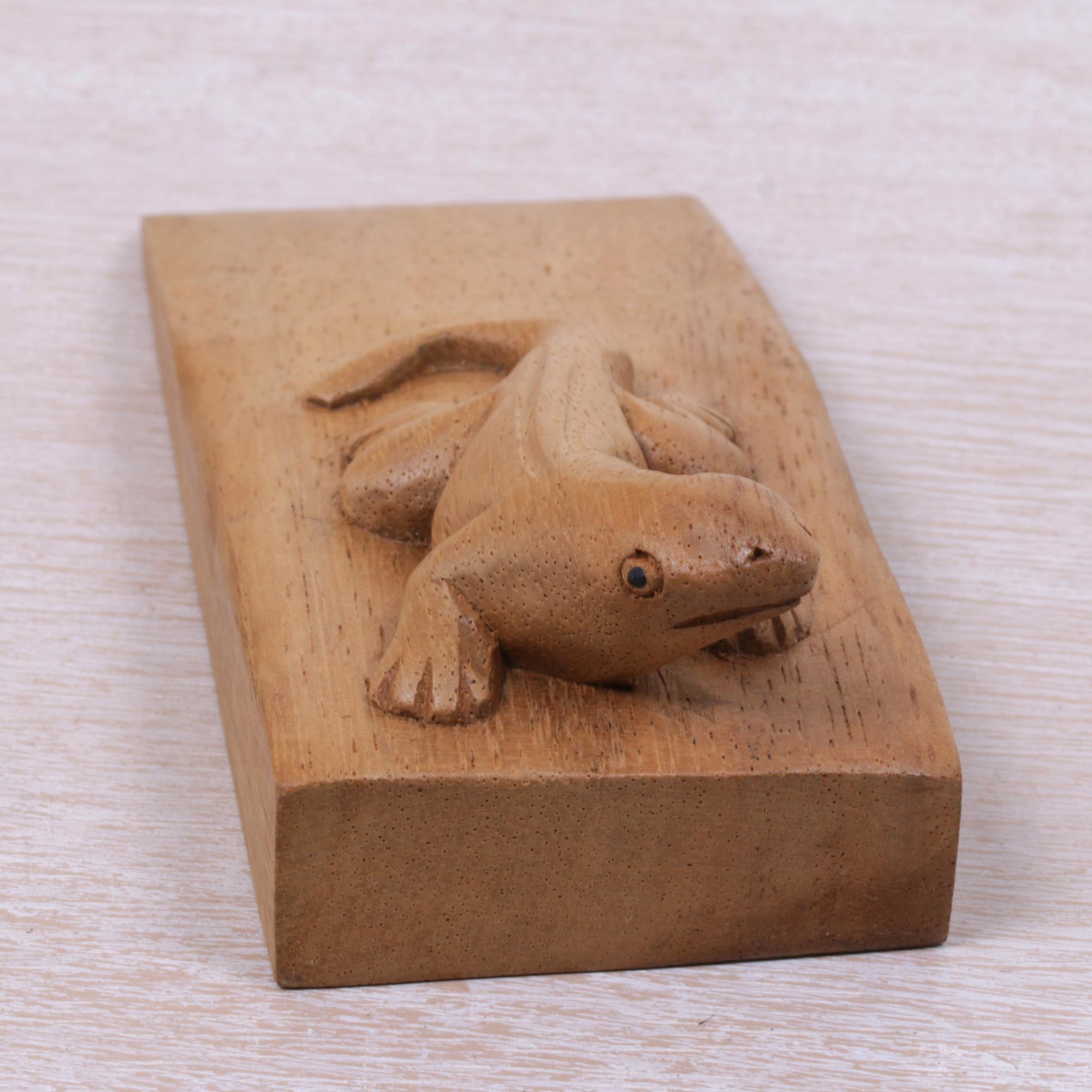Premium Hand-Carved Suar Wood Gecko Door Stopper - Natural Brown Finish