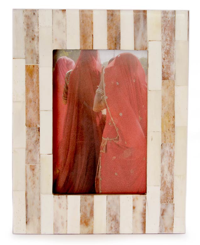 Premium Earth Shadow Striped Bone Inlay Photo Frame