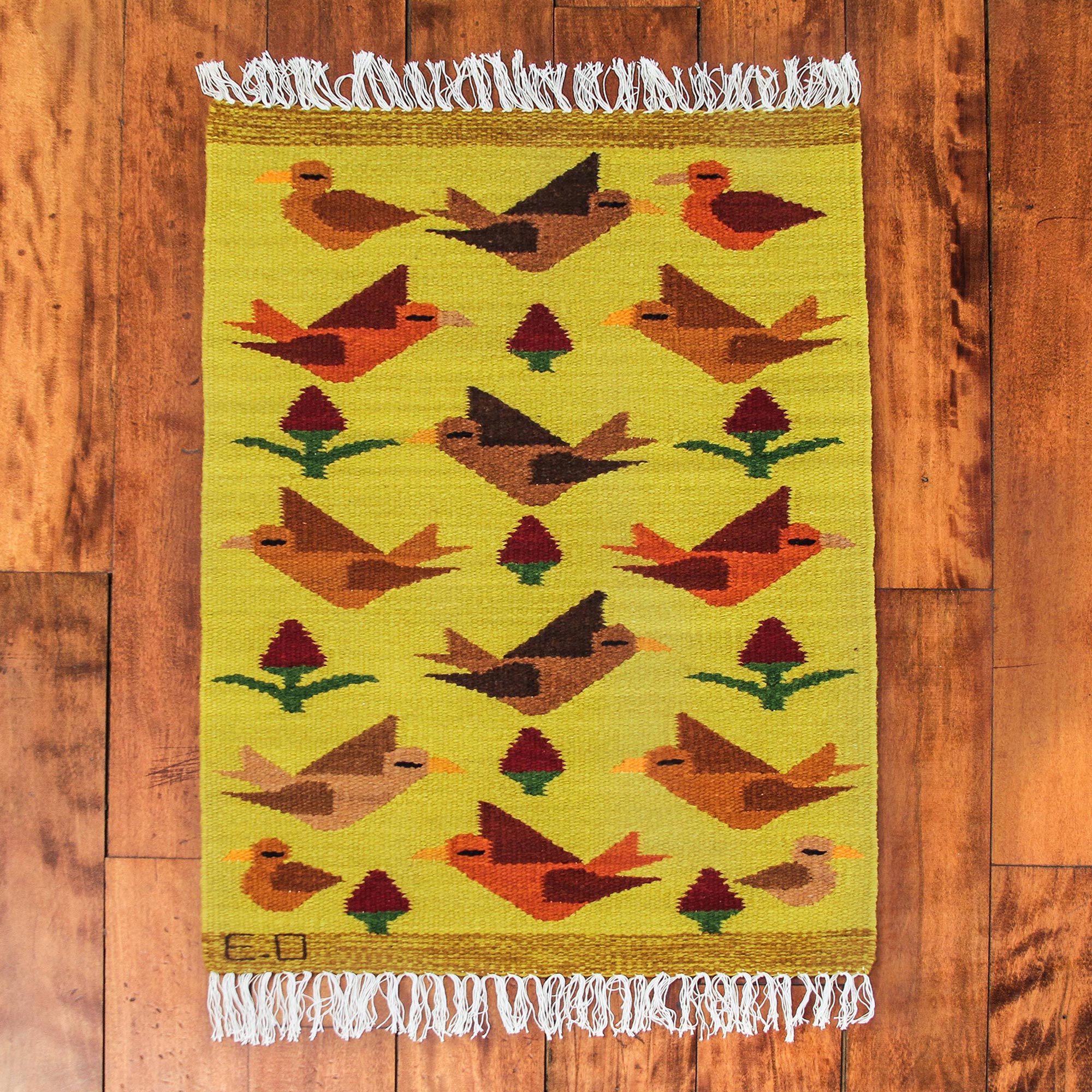 Premium Peruvian Handwoven Wool Rug - Birds on the Wing