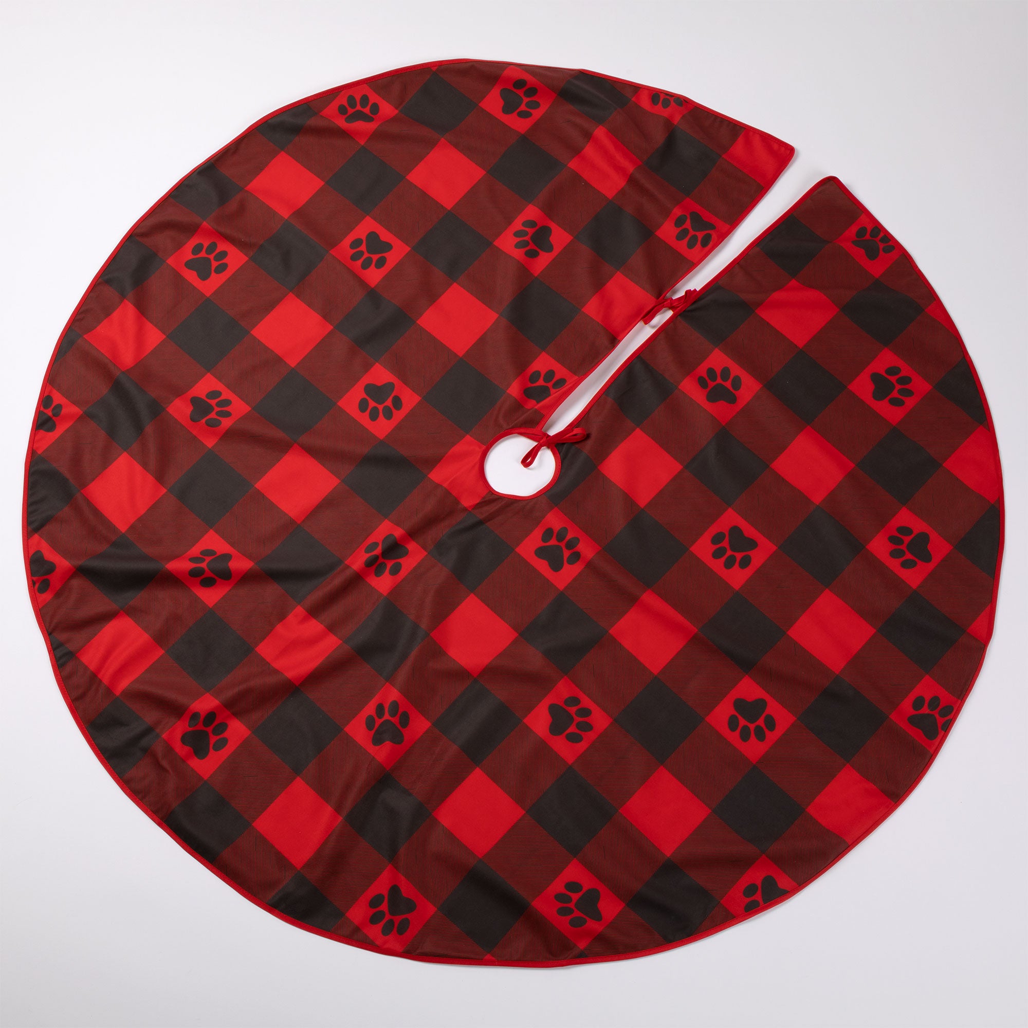 Premium Christmas Tree Skirt for Pet Lovers