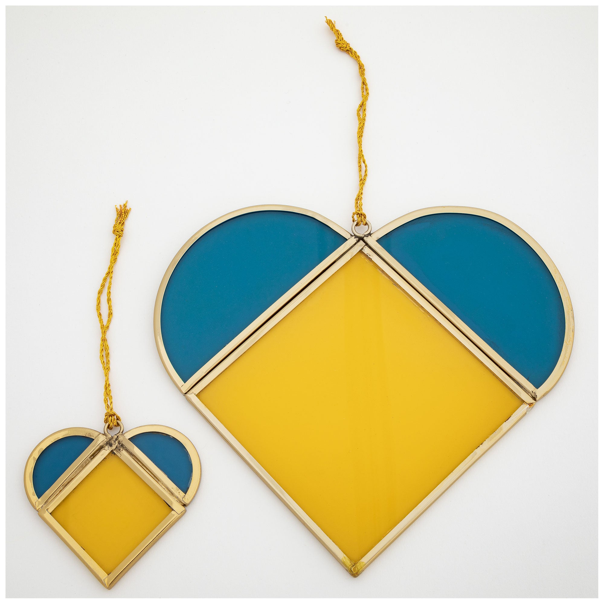 Premium Solidarity Glass Heart - Stand with Ukraine