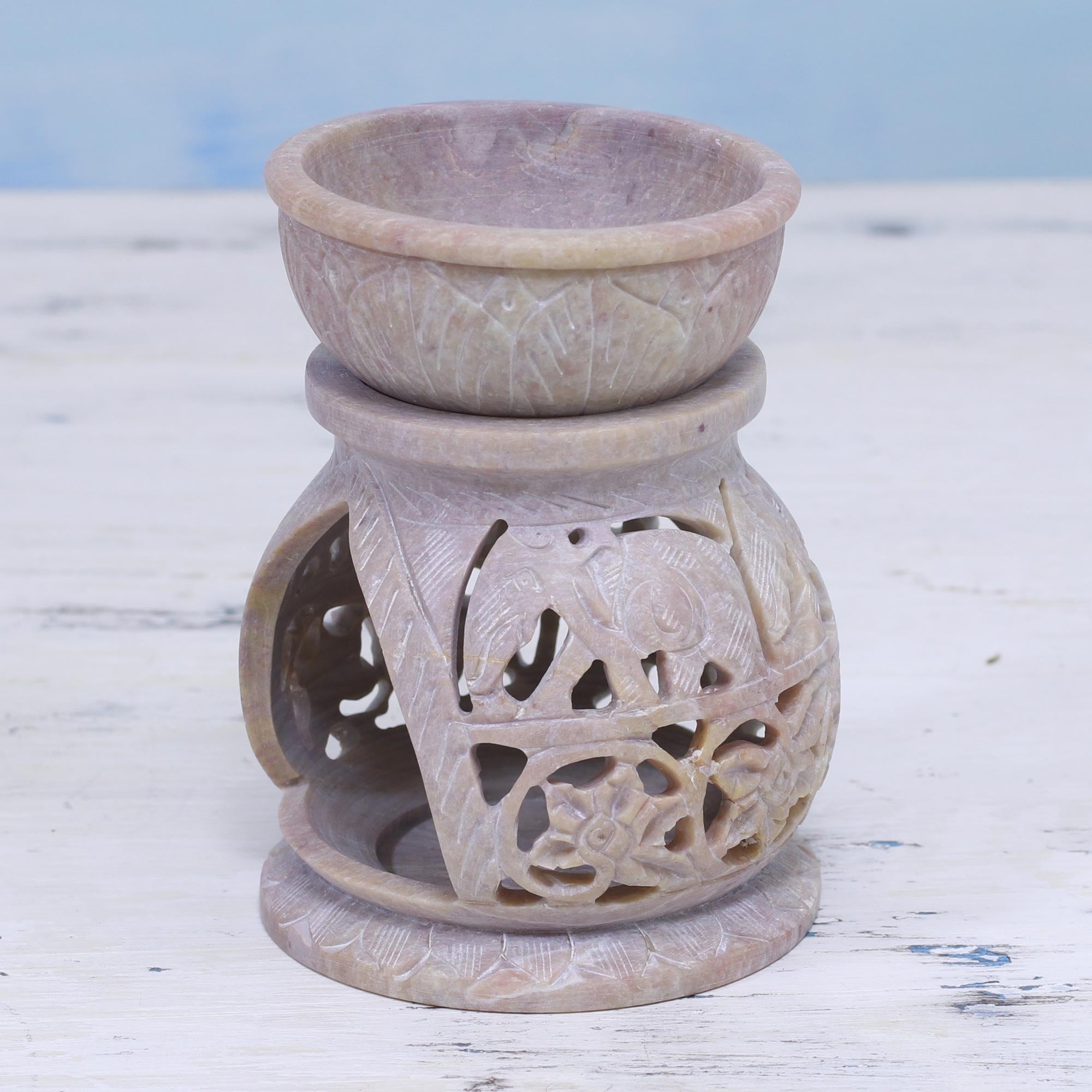 Premium Elephant Stroll Handcrafted Soapstone Oil Warmer – India’s Ultimate Aromatherapy Essential