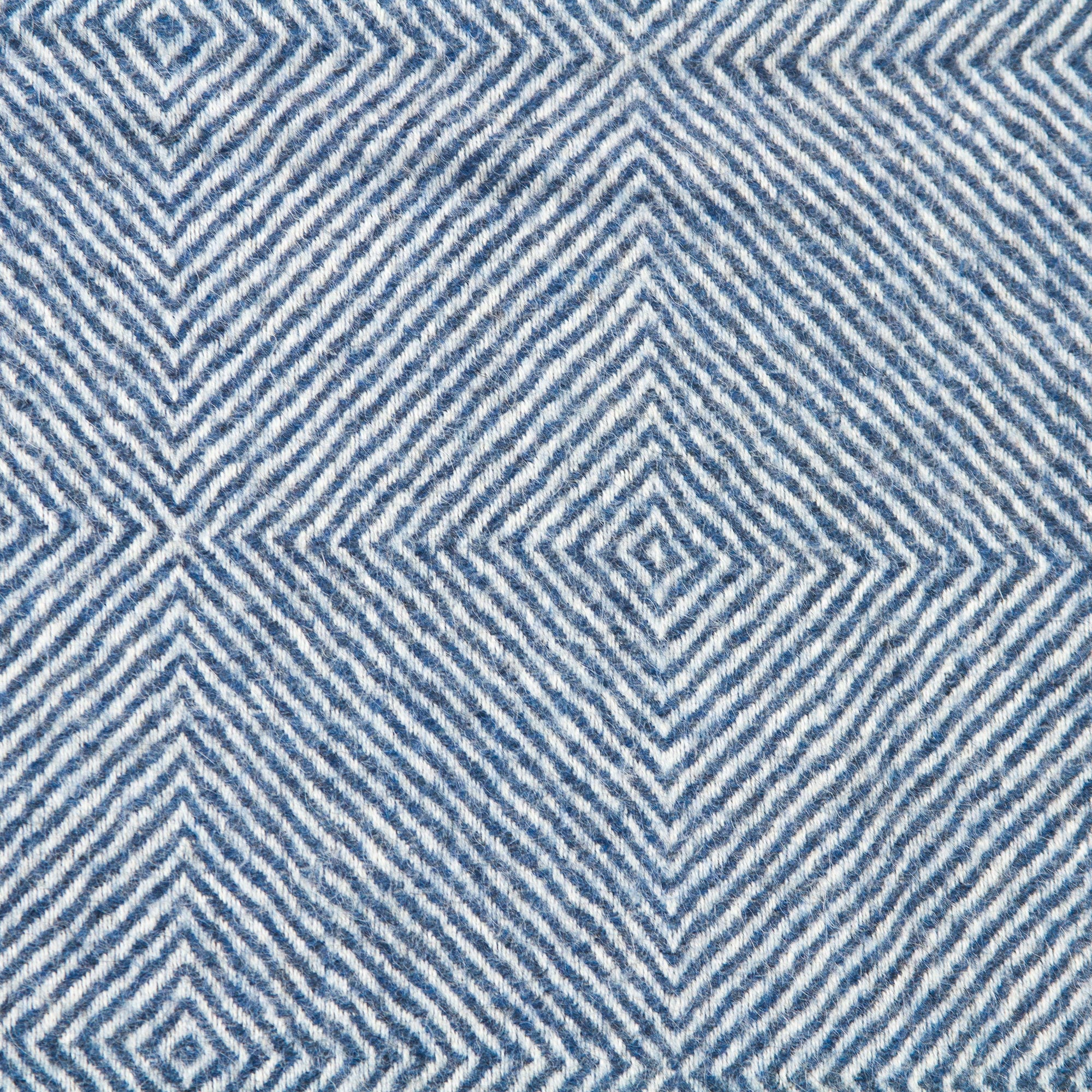 Premium Indigo & Alabaster Baby Alpaca Throw – Handcrafted in Peru