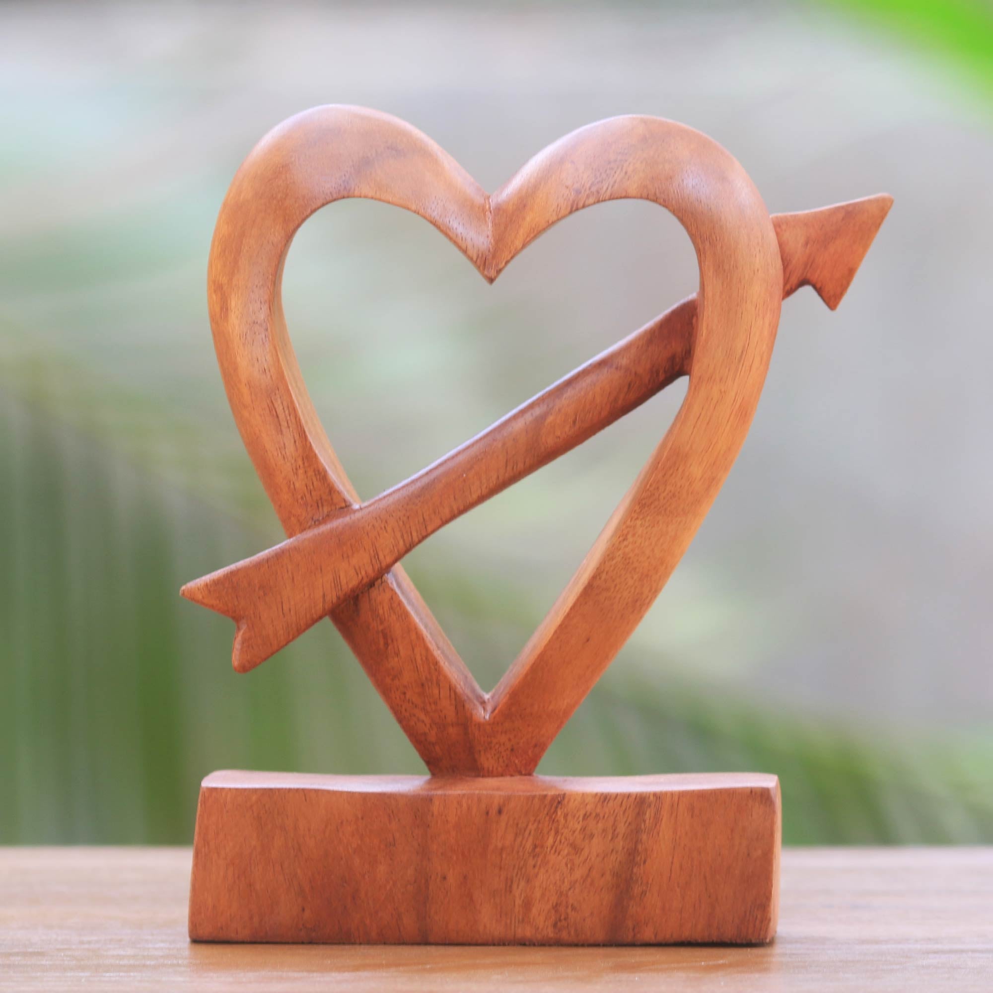 Premium Hand-Carved Suar Wood Heart Statuette - Romantic Bali Artisan Design