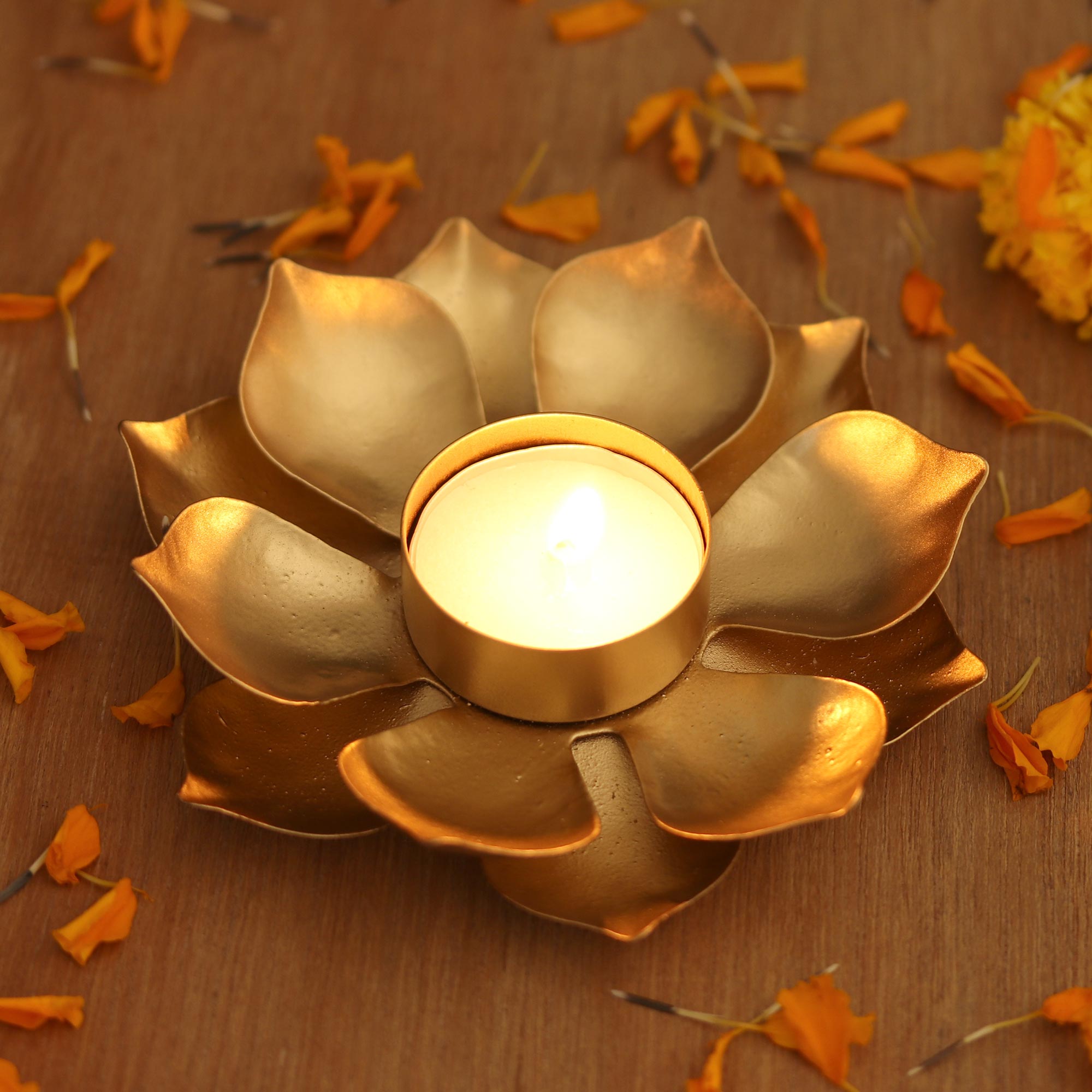 Premium Golden Lotus Tealight Candleholder - Ultimate Home Decor Upgrade