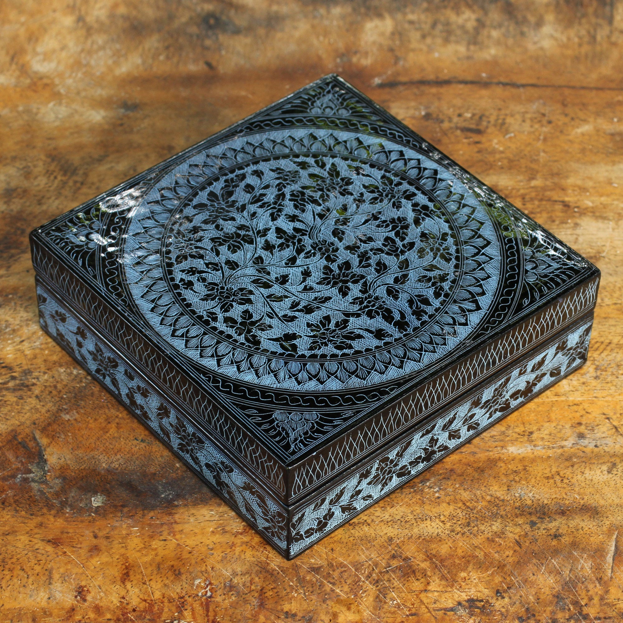 Premium Thai Floral Lacquered Wood Decorative Box - Handcrafted Artistry