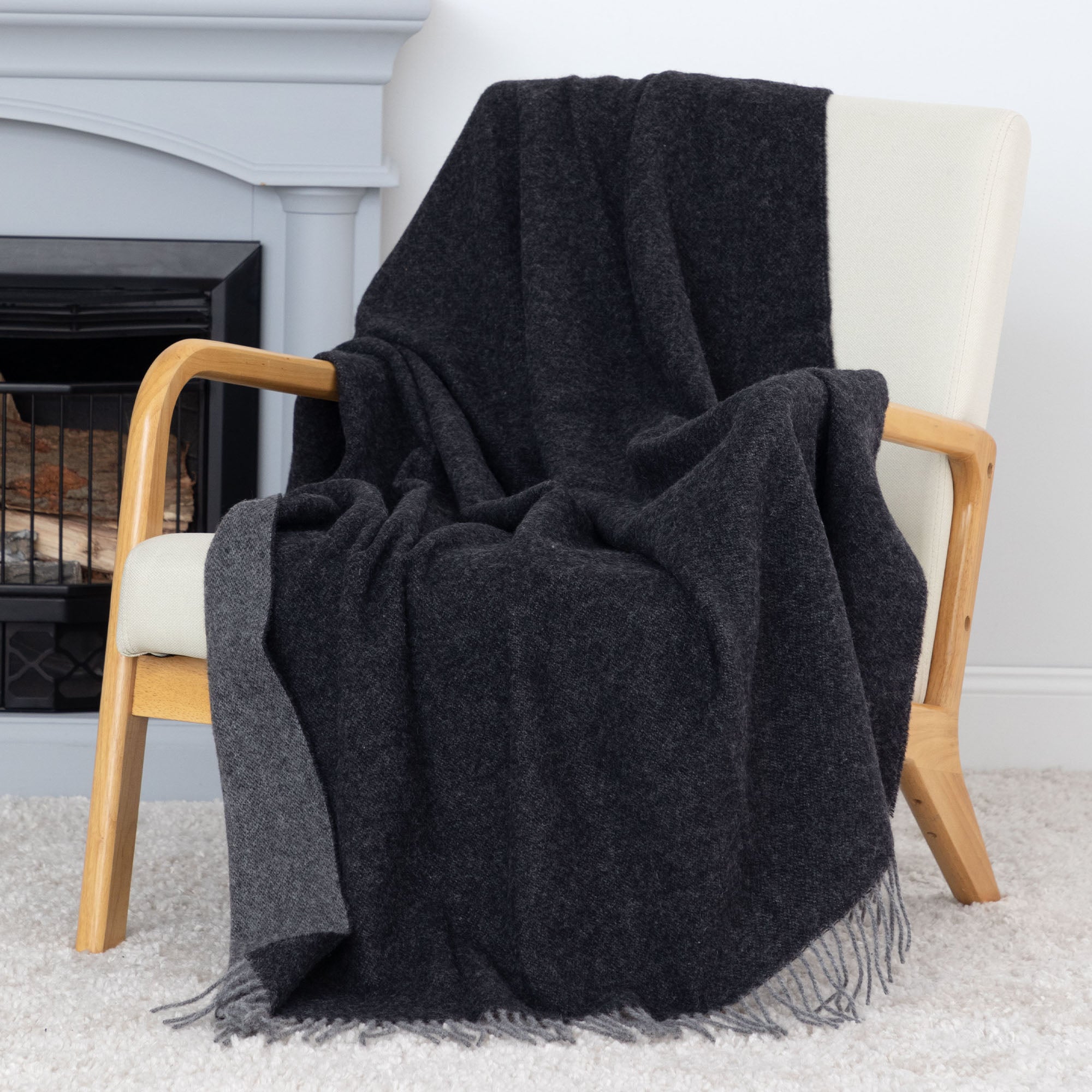 Premium Ukrainian 100% Merino Wool Throw Blanket - Ultimate Comfort & Sustainability