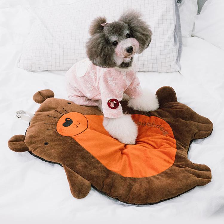 Touchdog® Premium Critter Hugz Designer Dog Mat - Ultimate Comfort for Your Pet