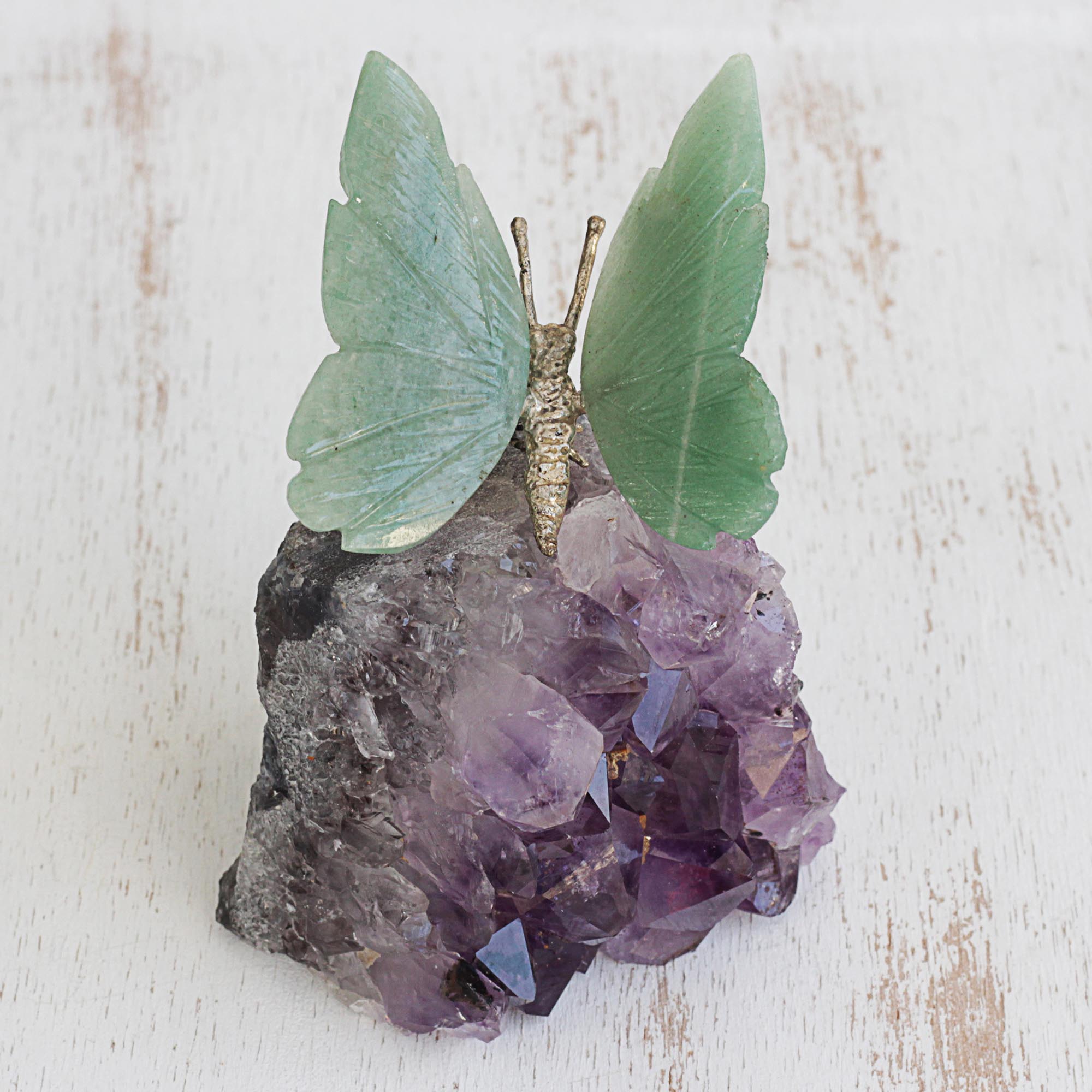 Premium Verdant Wings Butterfly Sculpture: Quartz & Amethyst Gemstone Art