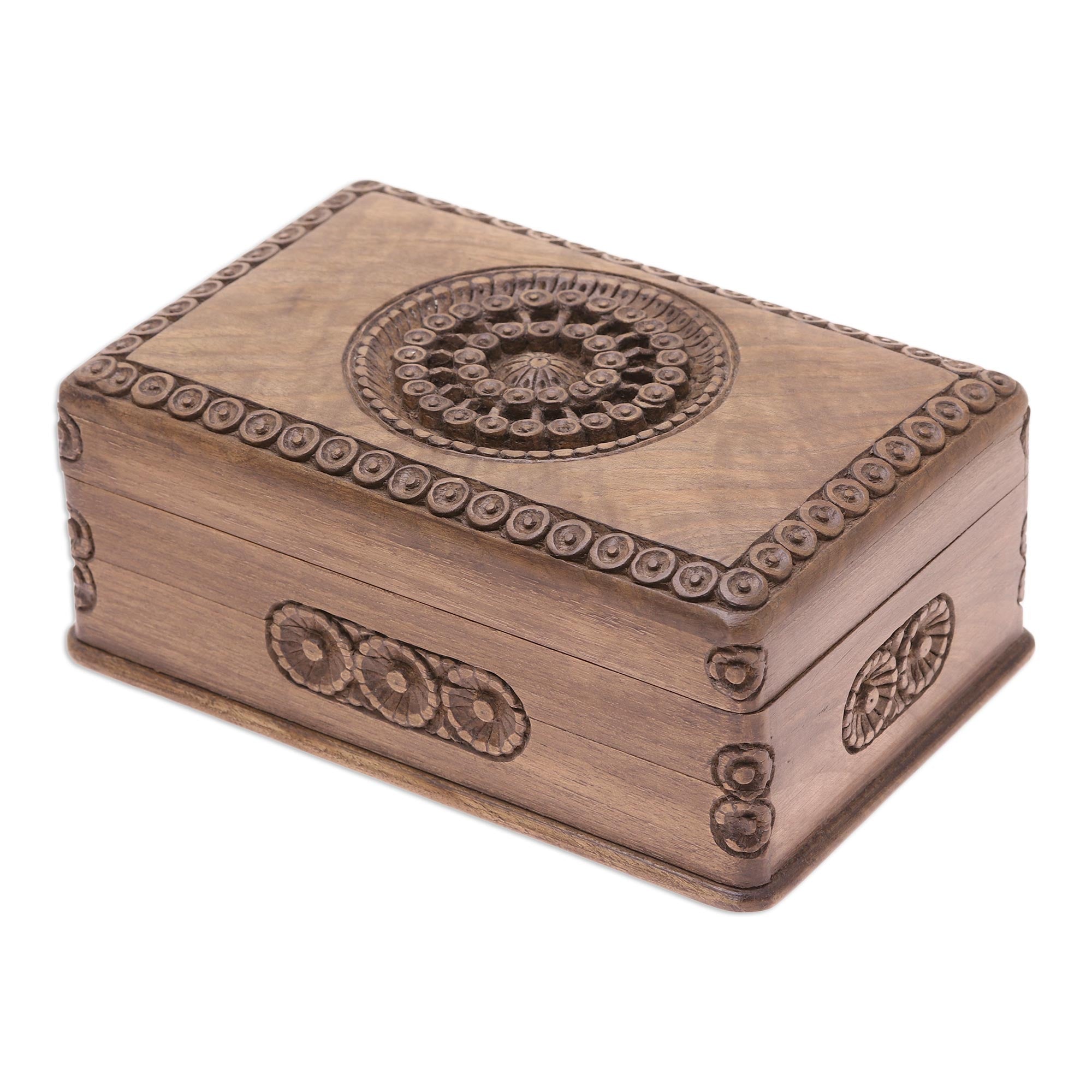 Premium Exotic Radiance Walnut Jewelry Box - Handcrafted Elegance