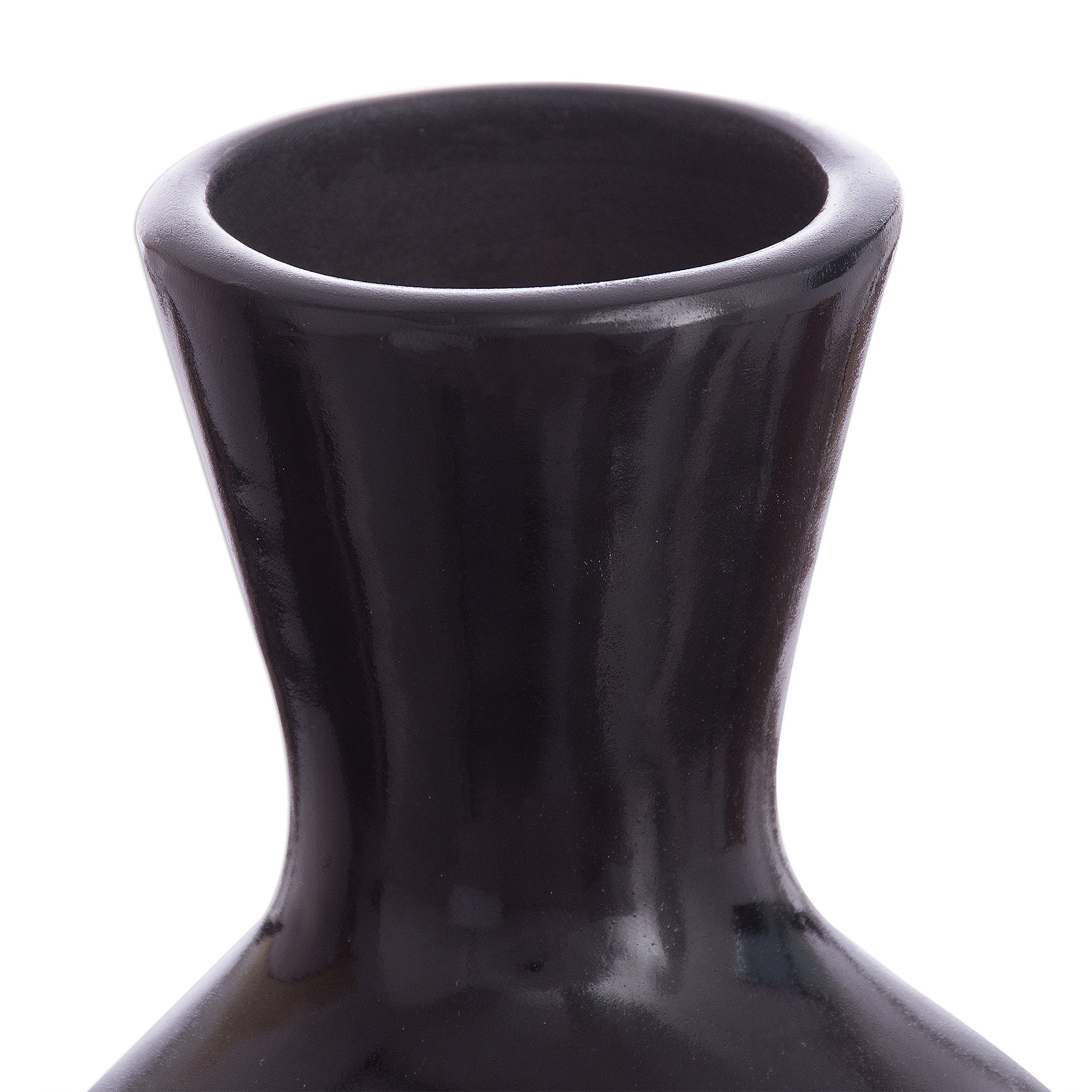 Premium Desert Stair Black & Ivory Chulucanas Ceramic Vase – Handcrafted in Peru