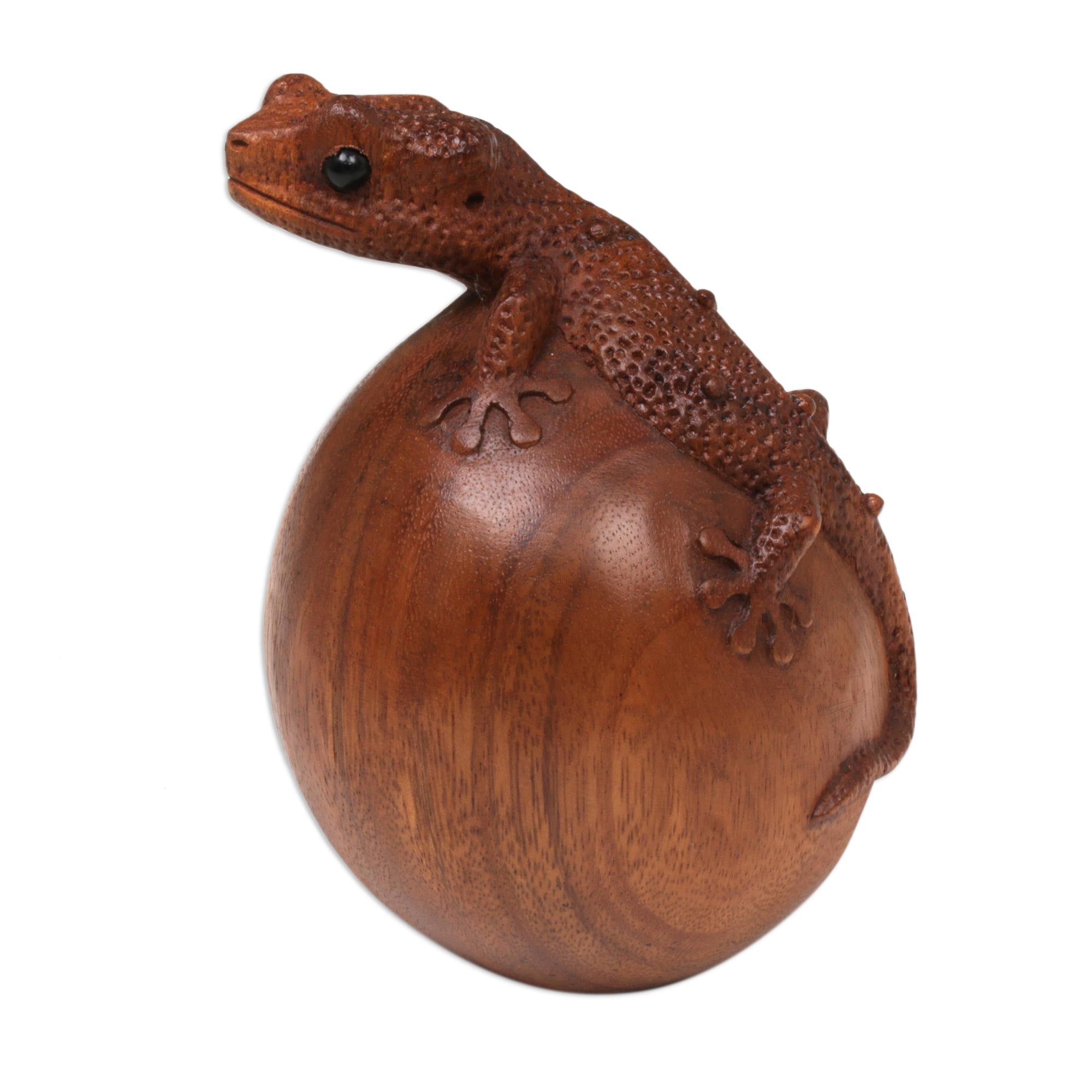 Premium Handcrafted Gecko Sculpture in Suar Wood