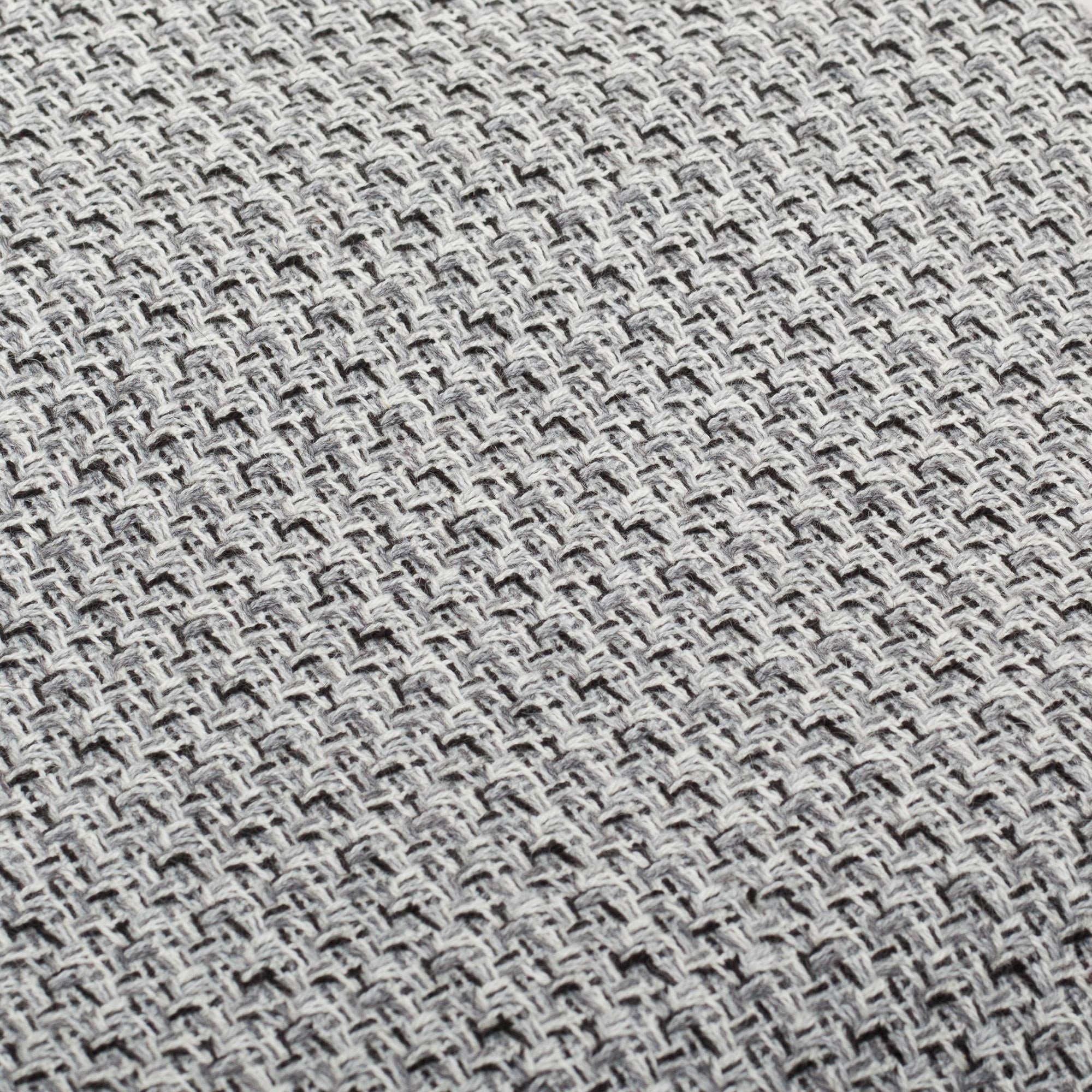 Premium Alpaca Blend Winter Throw Blanket - Cozy Monochromatic Design from Peru