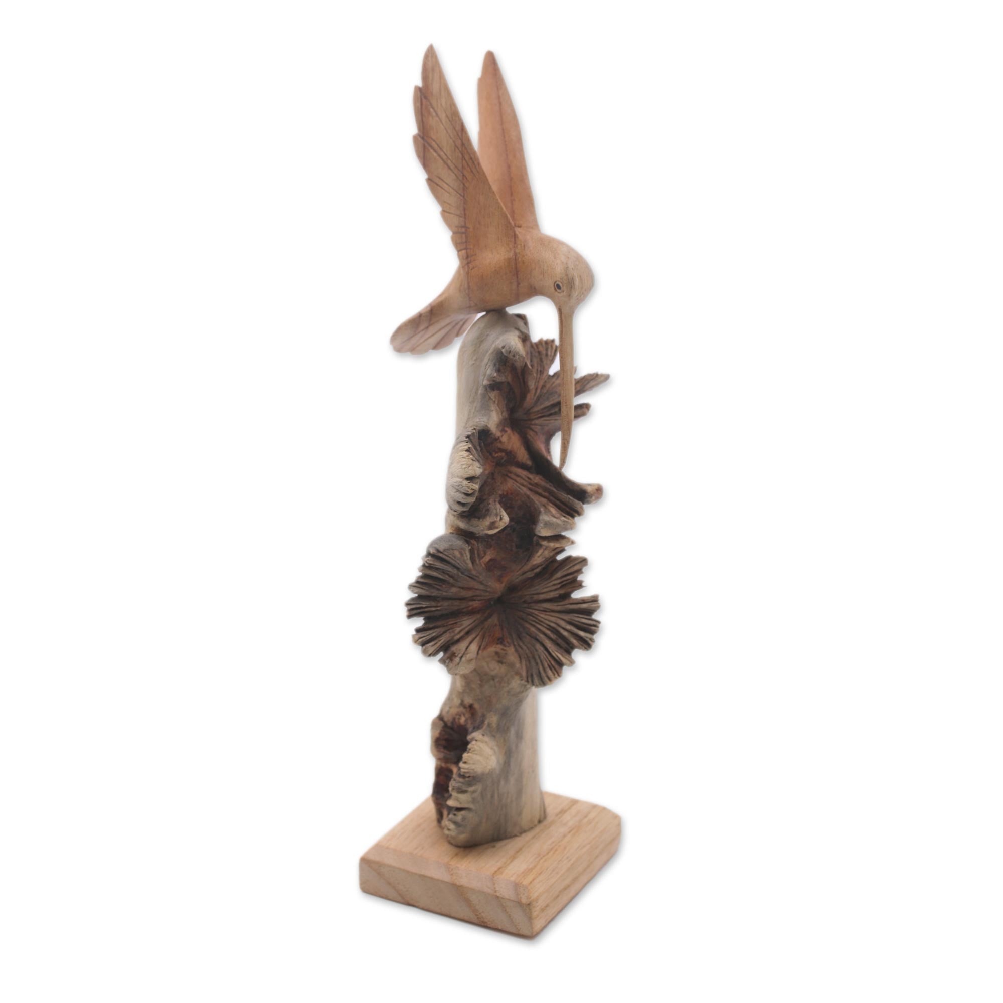 Premium Hand-Carved Hummingbird Sculpture – Unique Jempinis Wood Art
