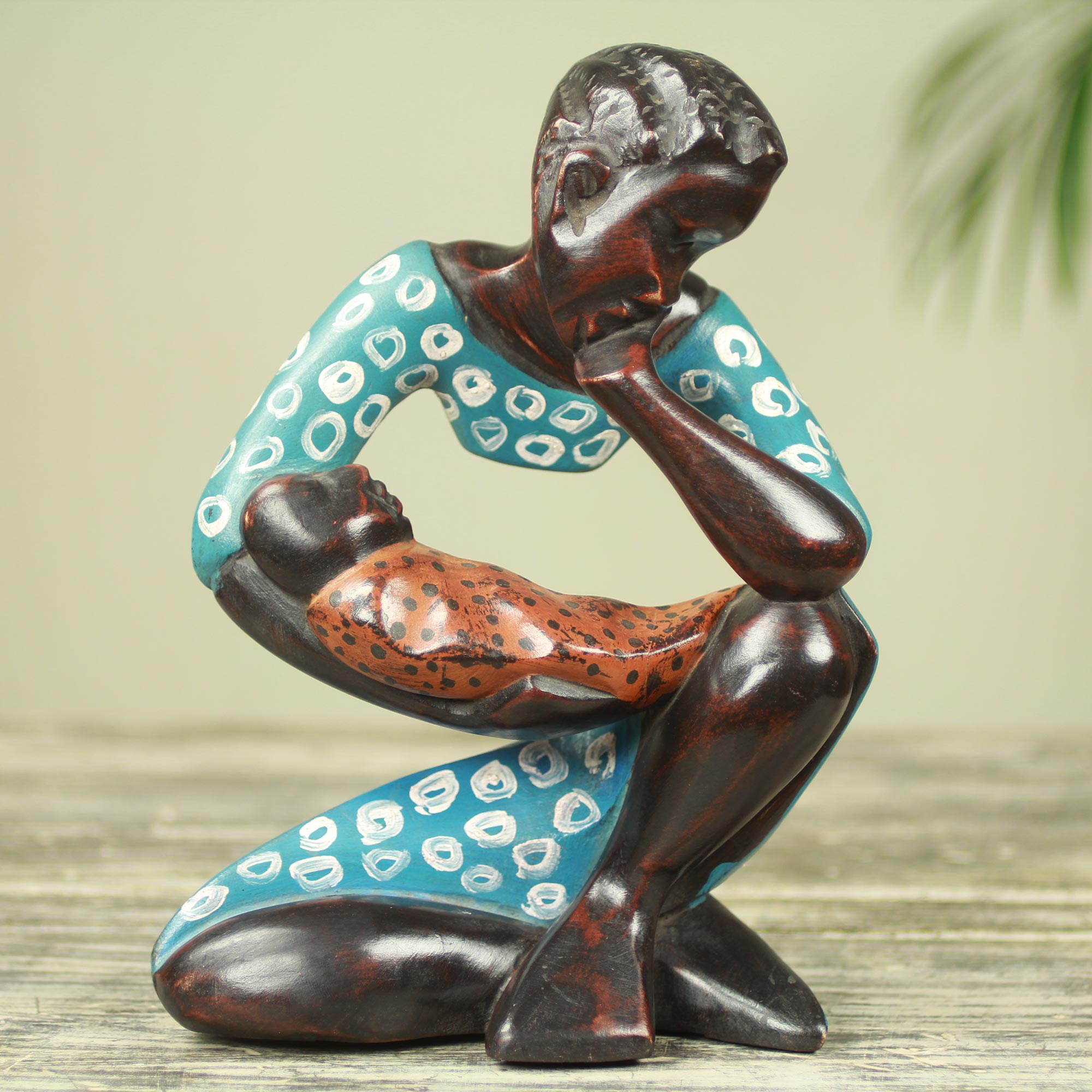 Premium Hand-Carved Mother and Child Wood Sculpture – Modern Art Meets Tradition