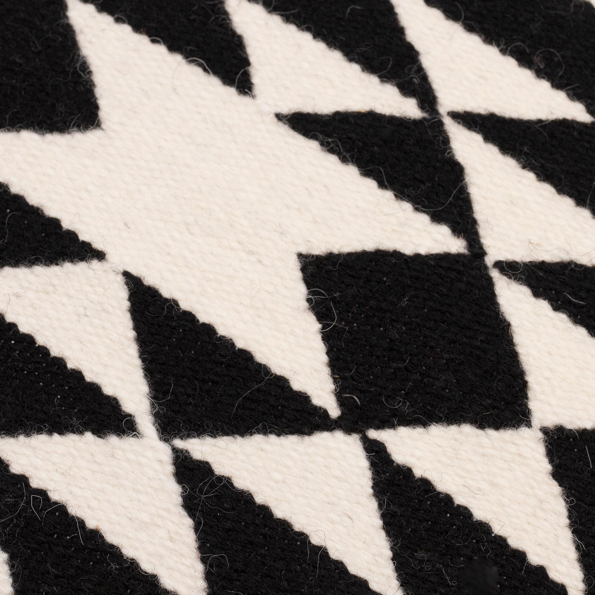 Premium Handwoven Diamond Pattern Wool Cushion Cover from Peru