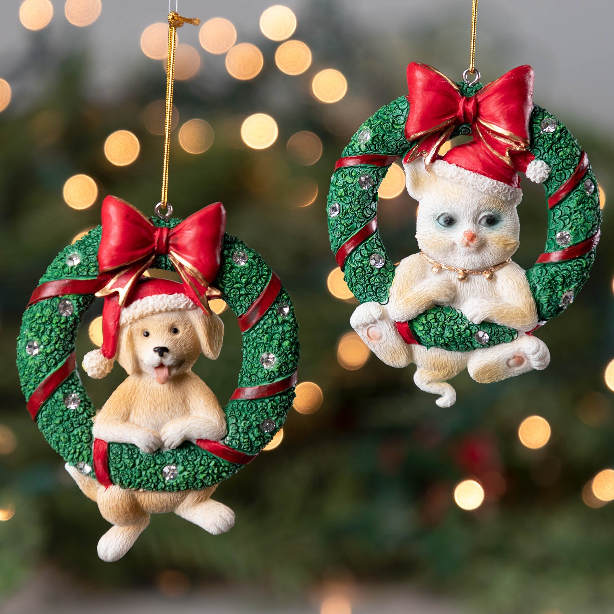 Premium Merry Christmas Wreath Ornament - Festive Pet Lover's Edition