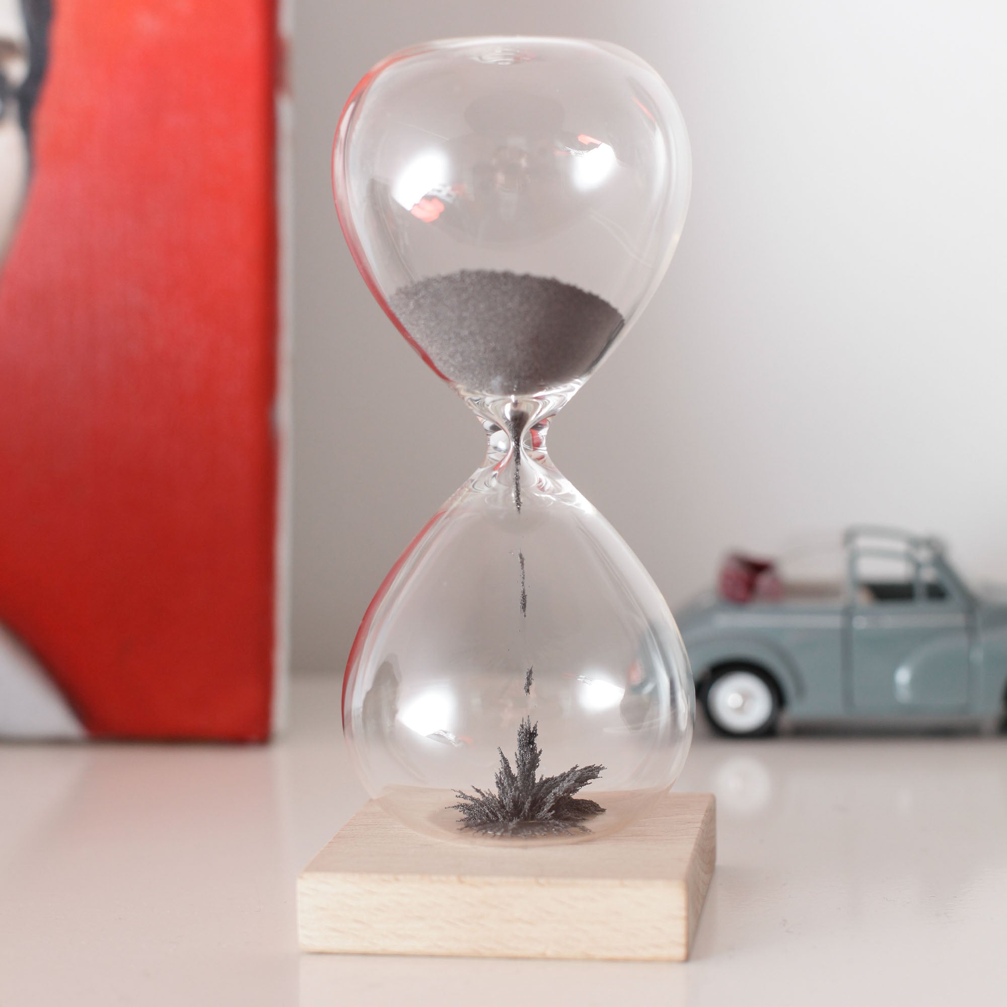 Premium Magnetic Hourglass Timer