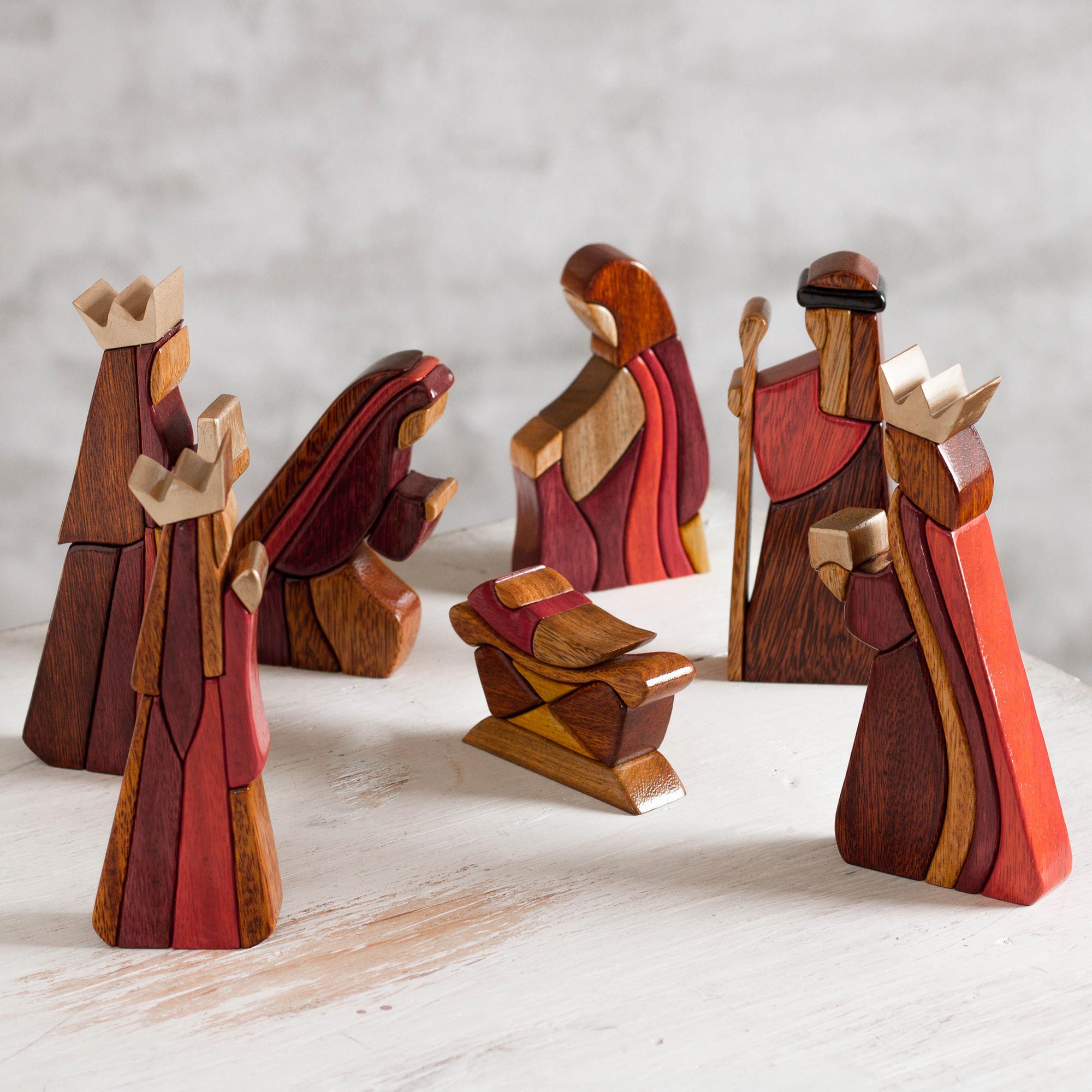 Premium Handcrafted Nativity Scene Set - 8 Piece Wooden Baby Jesus Gift from Peru