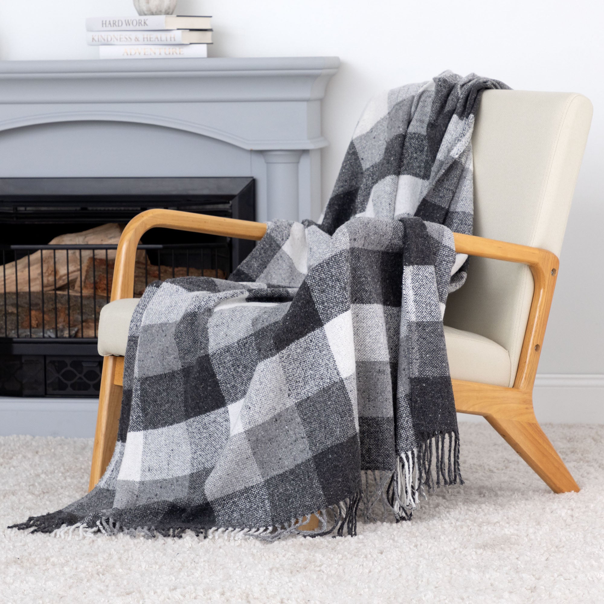 Premium Ukrainian Wool-Blend Fringed Throw Blanket - Ultimate Comfort & Warmth