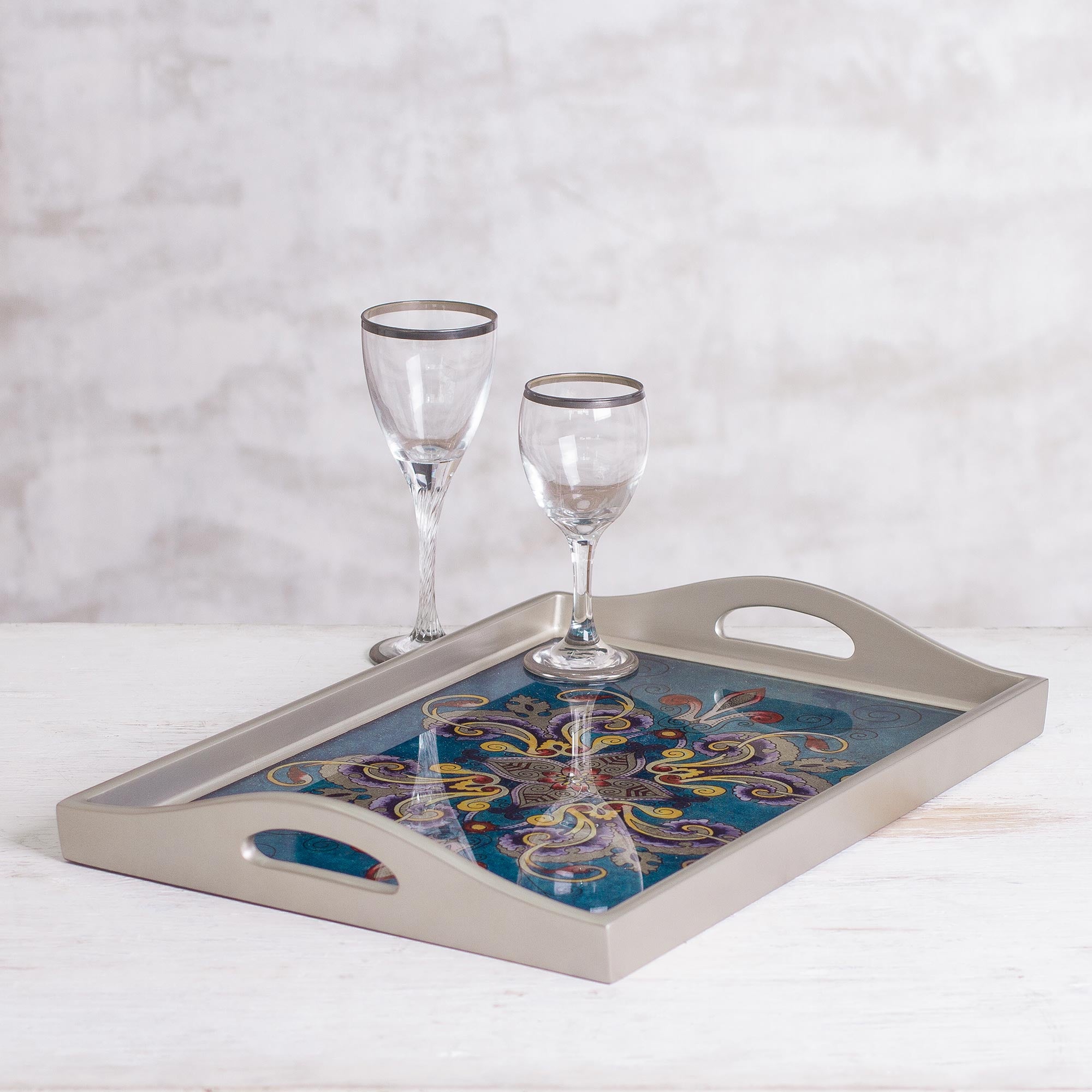 Premium Hand-Painted Blue Floral Glass Tray – Handcrafted Artisan Design from Peru