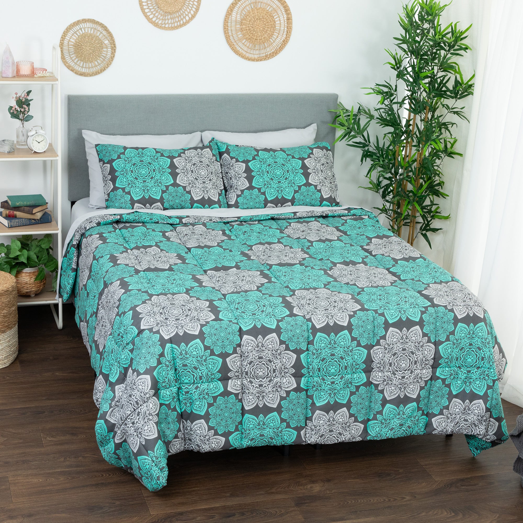 Premium Mandala Paws 7-Piece Microfiber Bedding Set