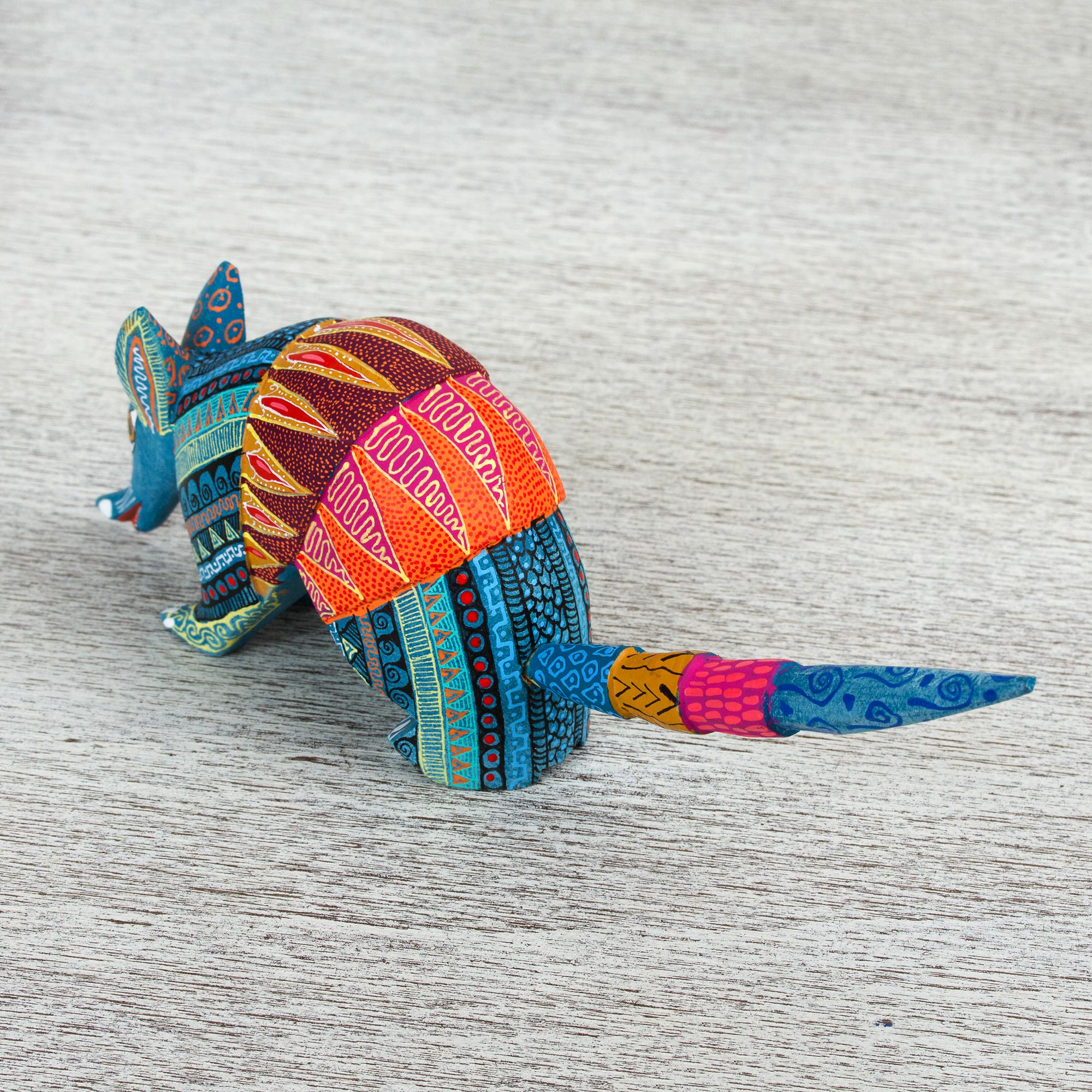 Premium Handcrafted Armadillo Alebrije Sculpture - Folk Art Masterpiece