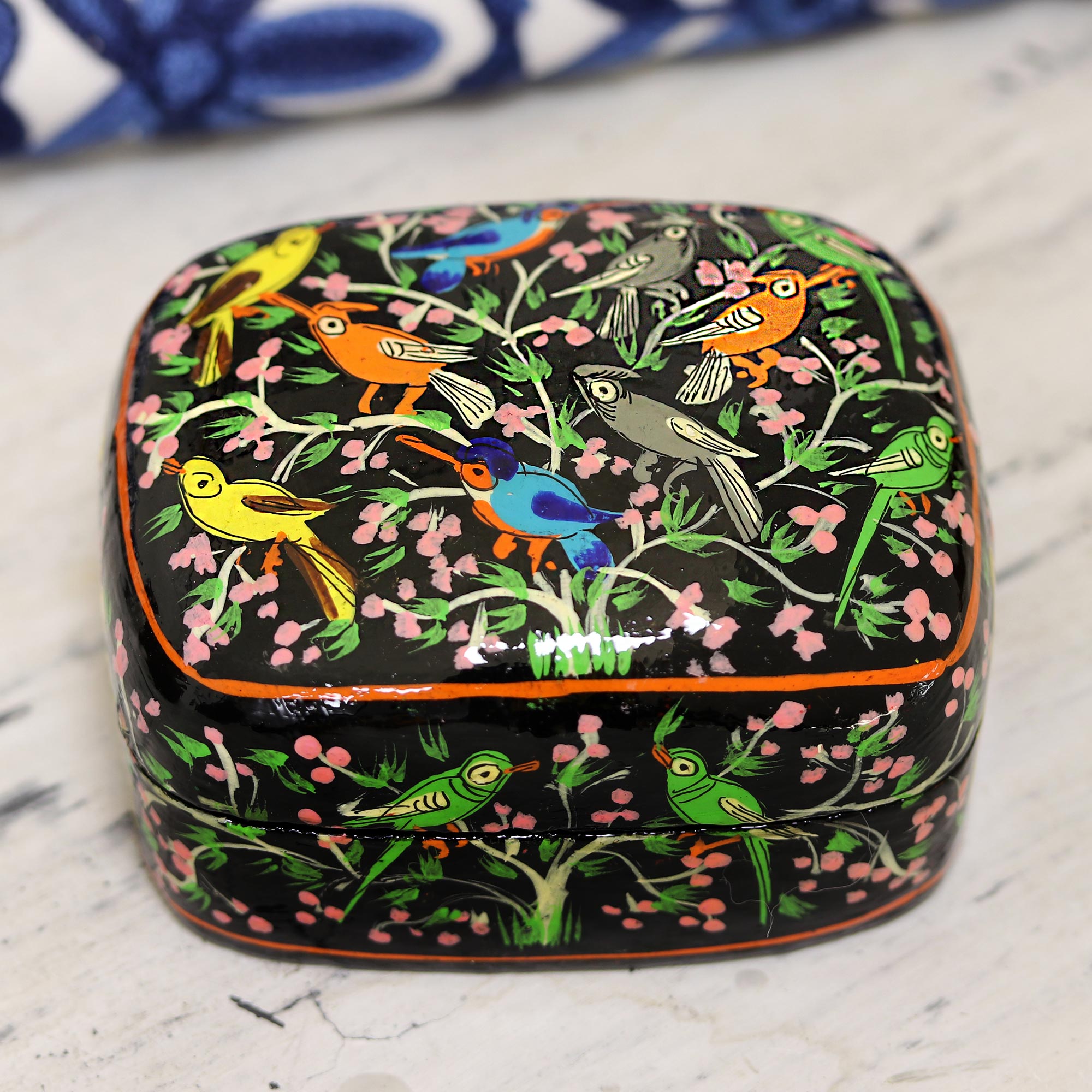 Premium Hand-Painted Wooden Bird Box - Chirping Birds Design