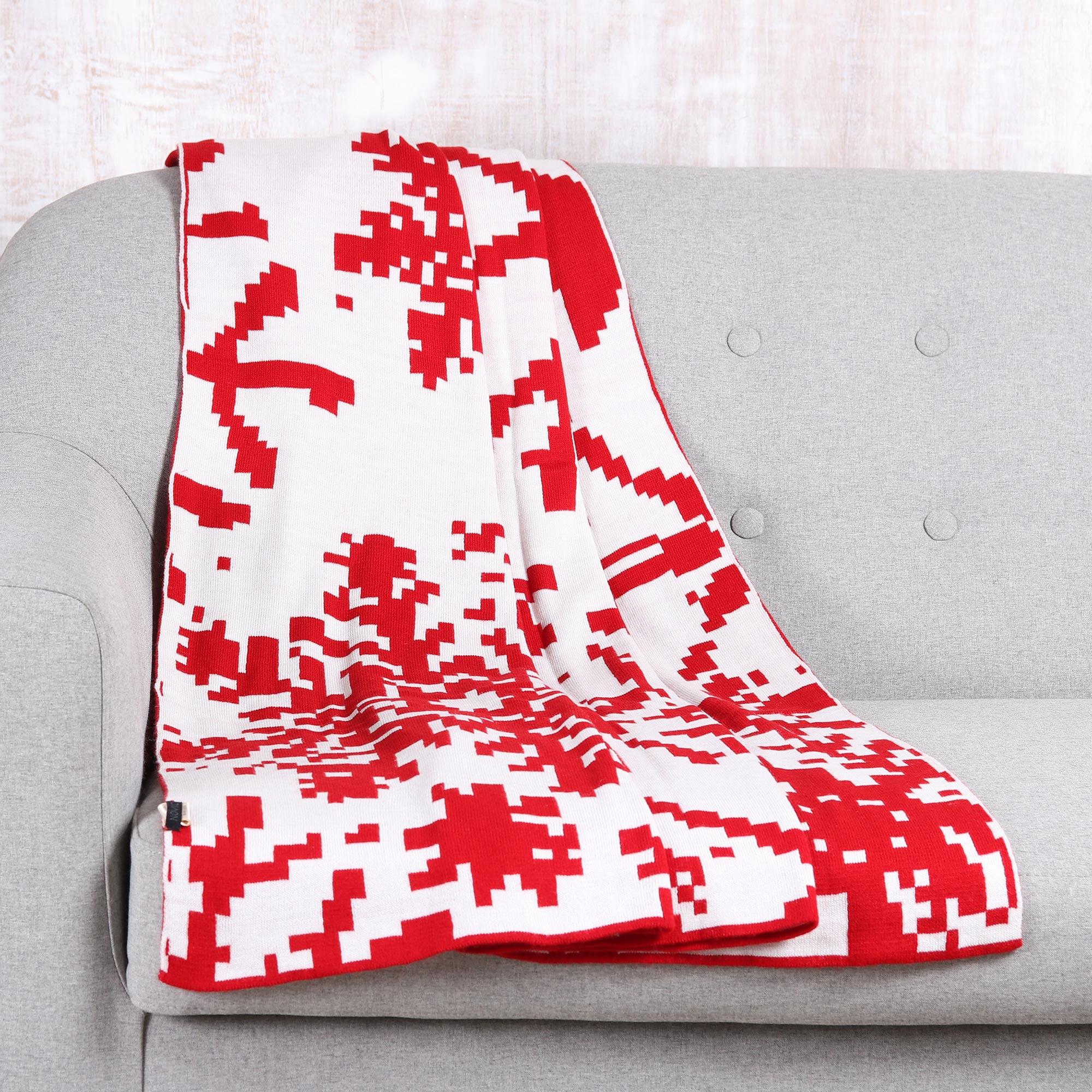 Premium Christmas Fantasy Knit Throw - Poppy & Snow White Design
