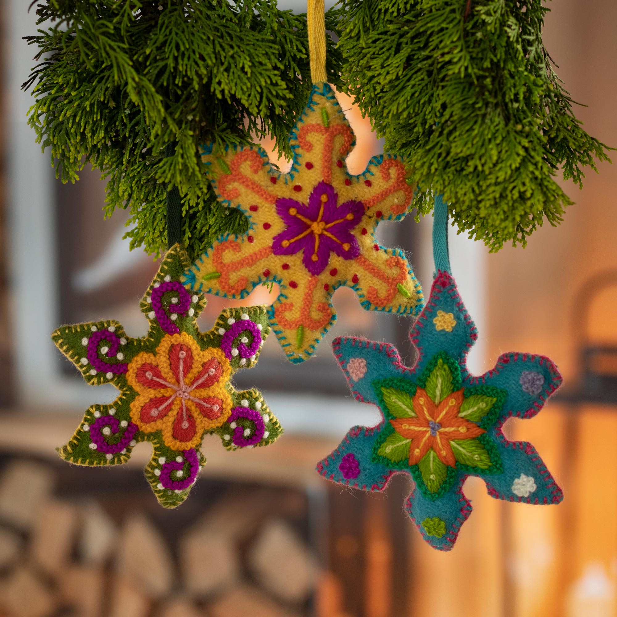 Premium Handcrafted Peruvian Wool Snowflake Ornaments - Set of 3