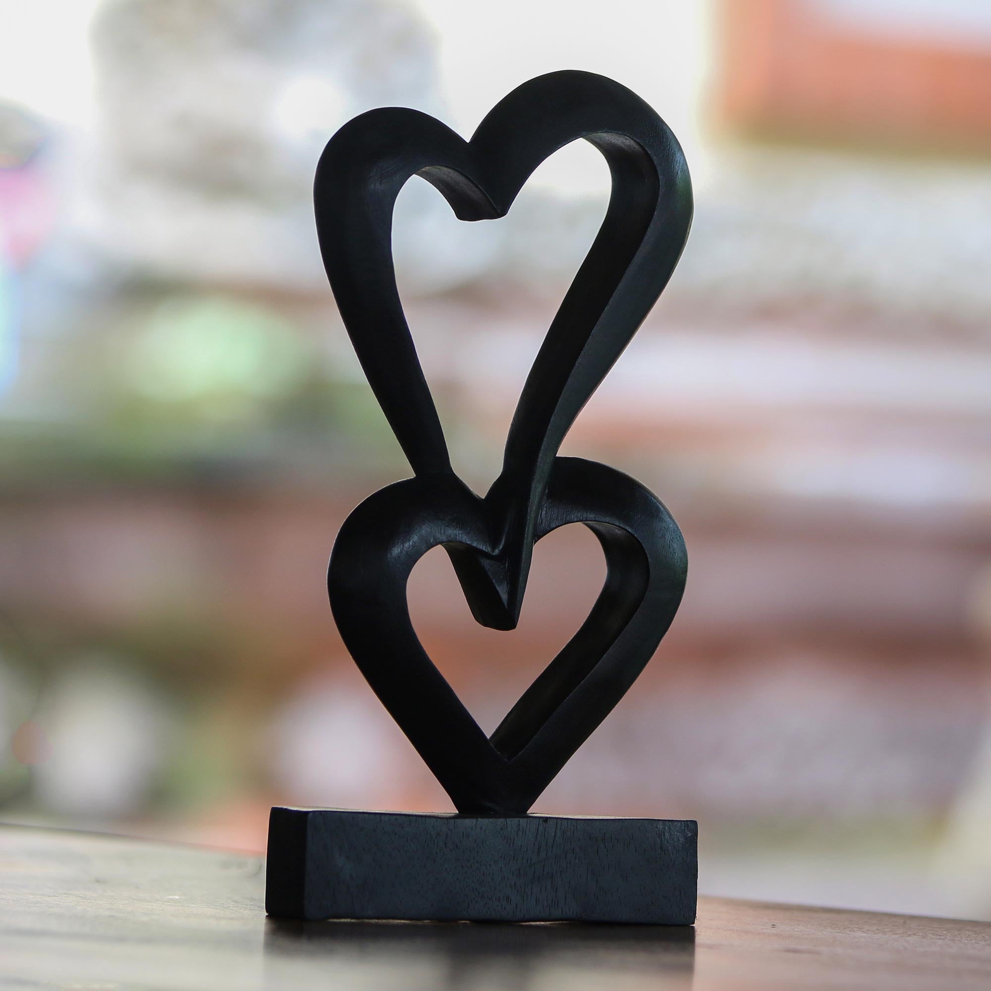 Premium Linking Hearts Romantic Wood Sculpture - Handcrafted Love Totem