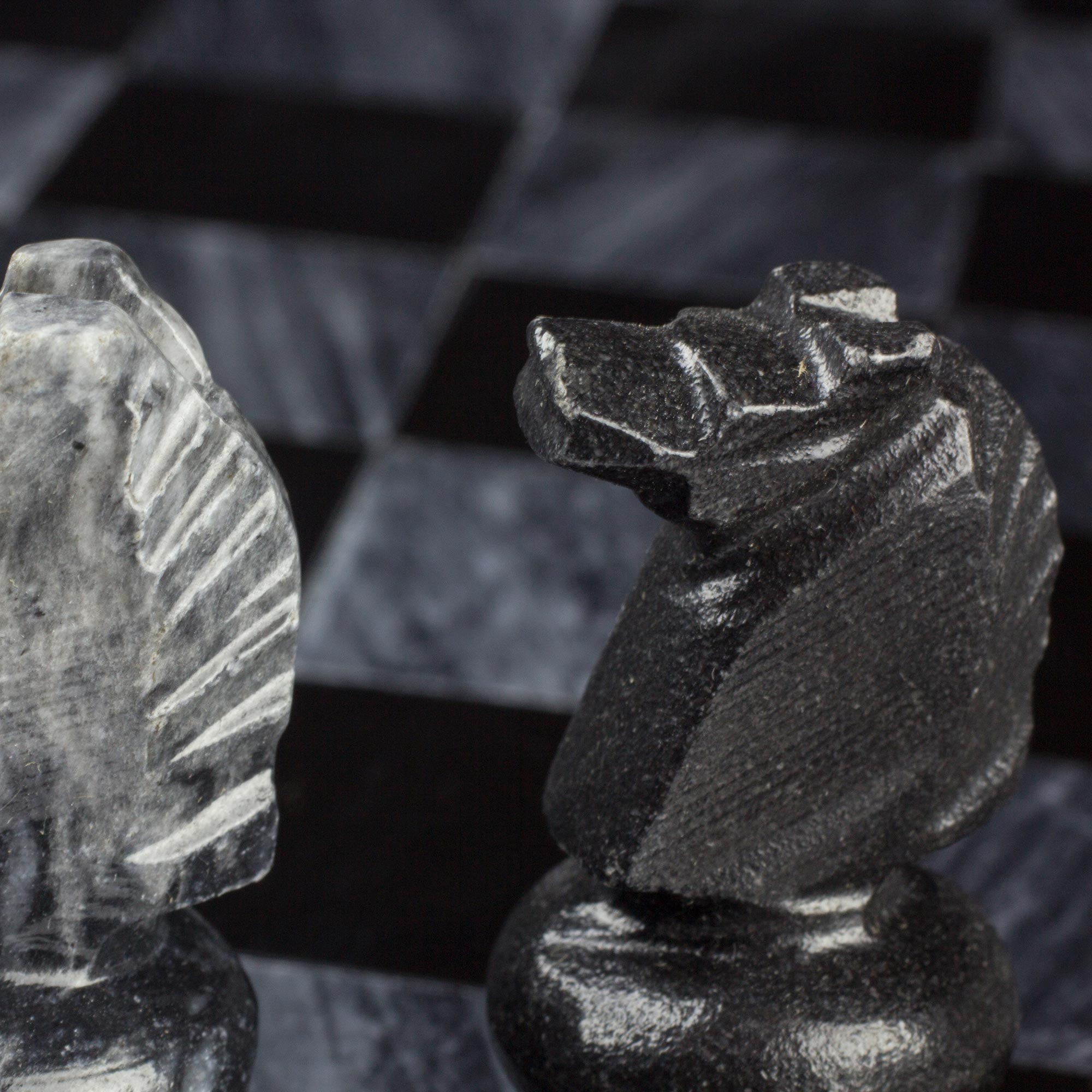 Premium Handcrafted Marble Chess Set - Elegant 11