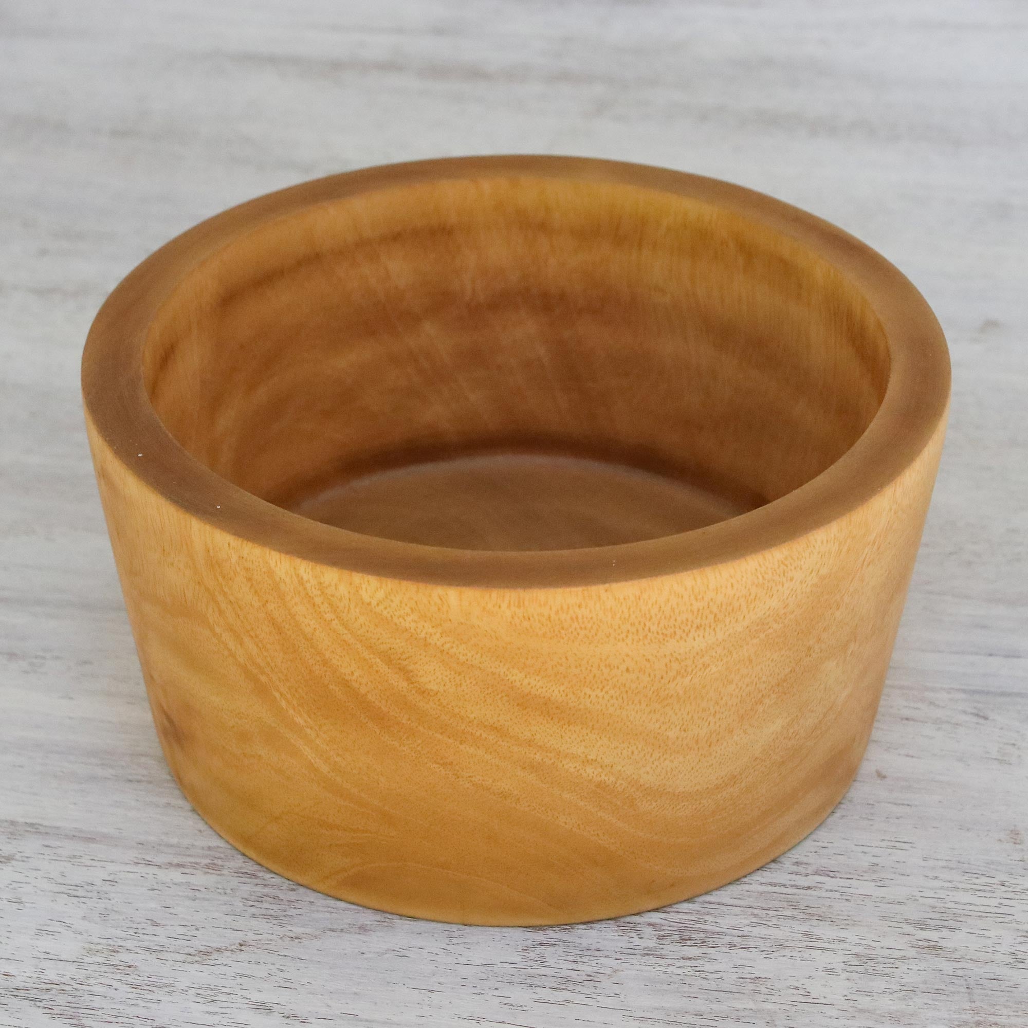 Premium Handcrafted Mango Wood Serving Bowl - Artisan Design from Thailand