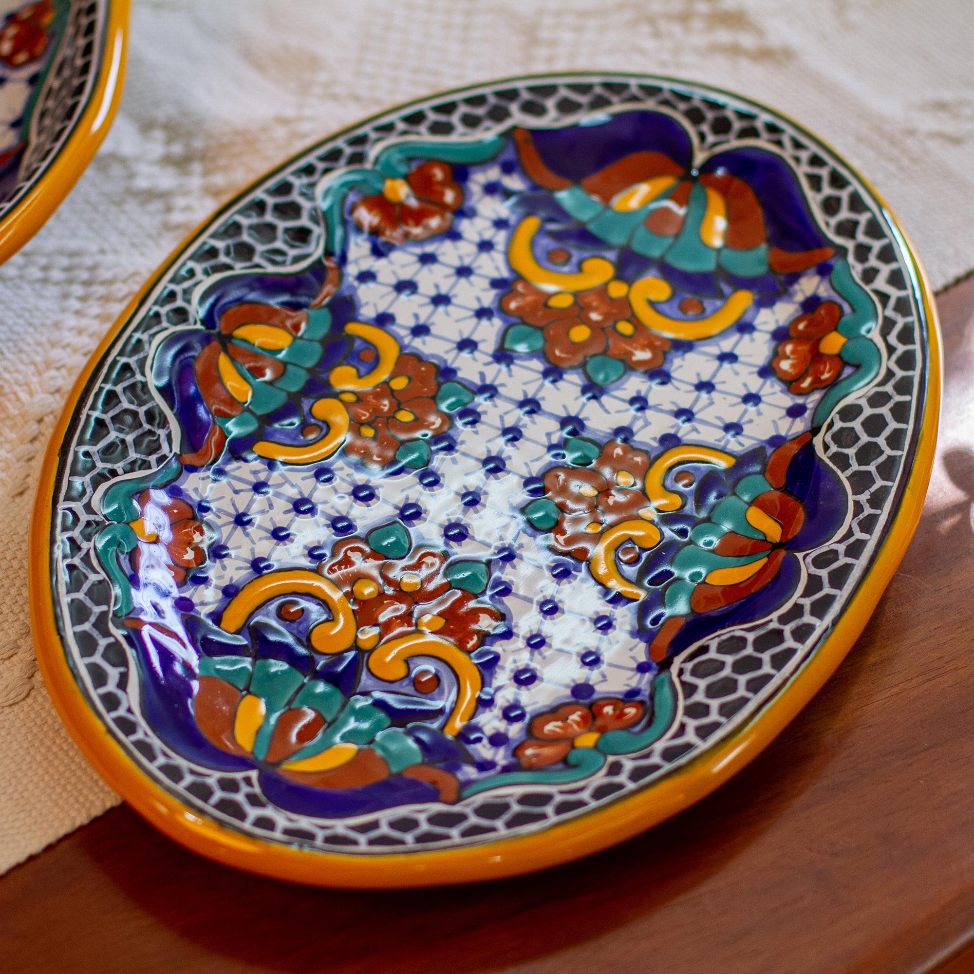 Premium Zacatlán Flowers Hand-Painted Ceramic Serving Plate – 13 Inch Oval