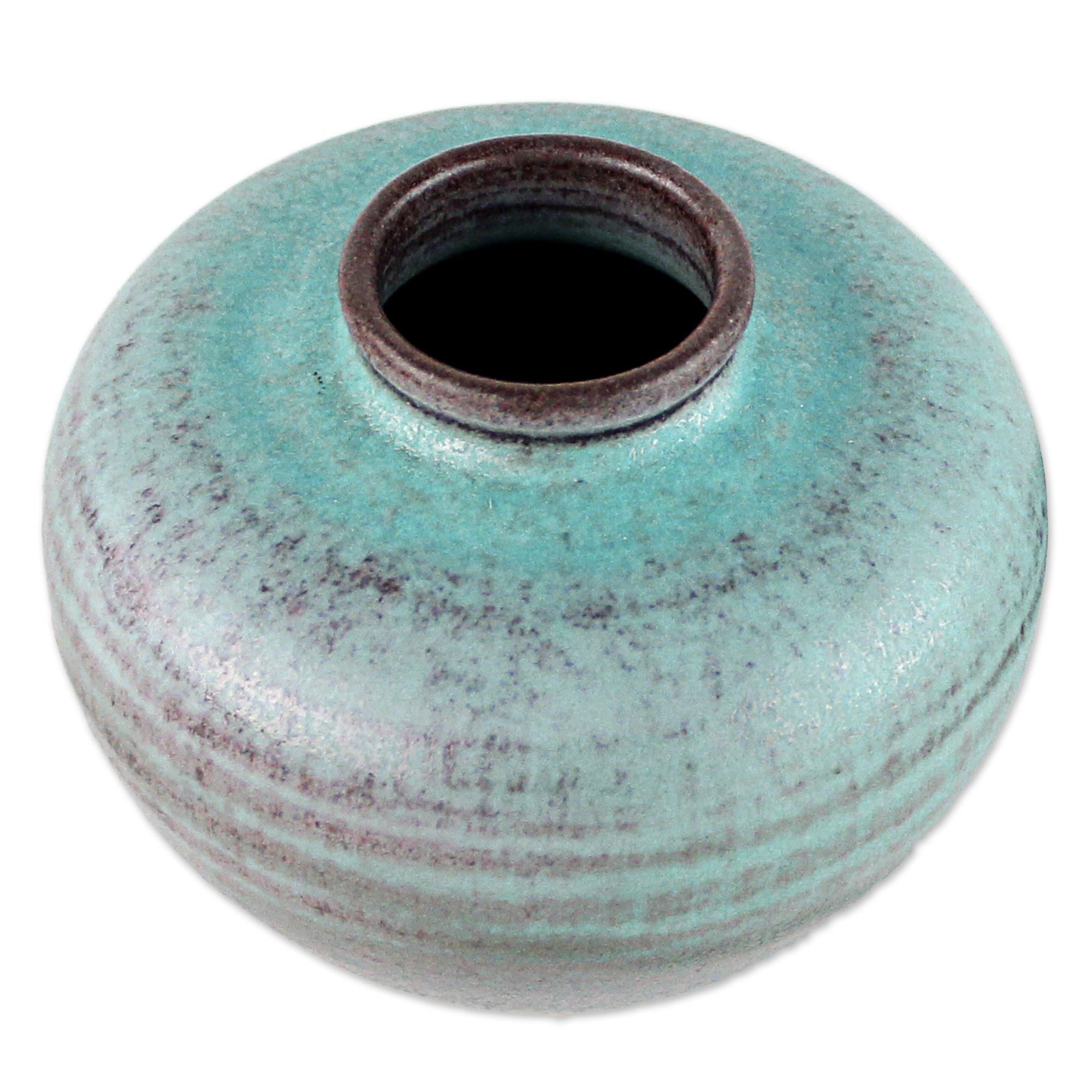 Premium Handcrafted Ceramic Bud Vase - Watertight Artisan Design from Thailand