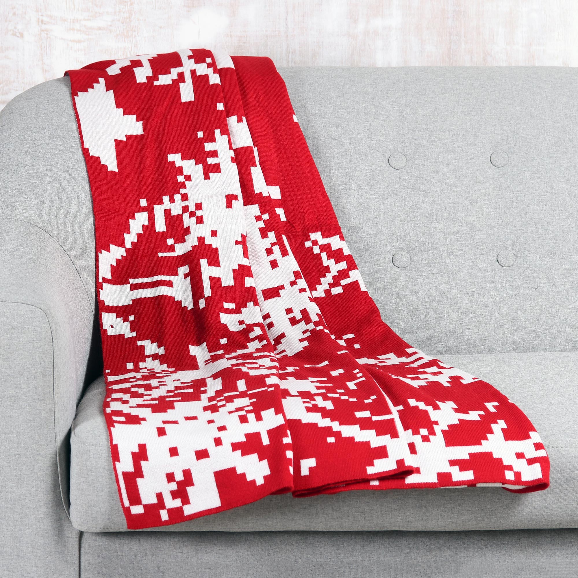 Premium Christmas Fantasy Knit Throw - Poppy & Snow White Design