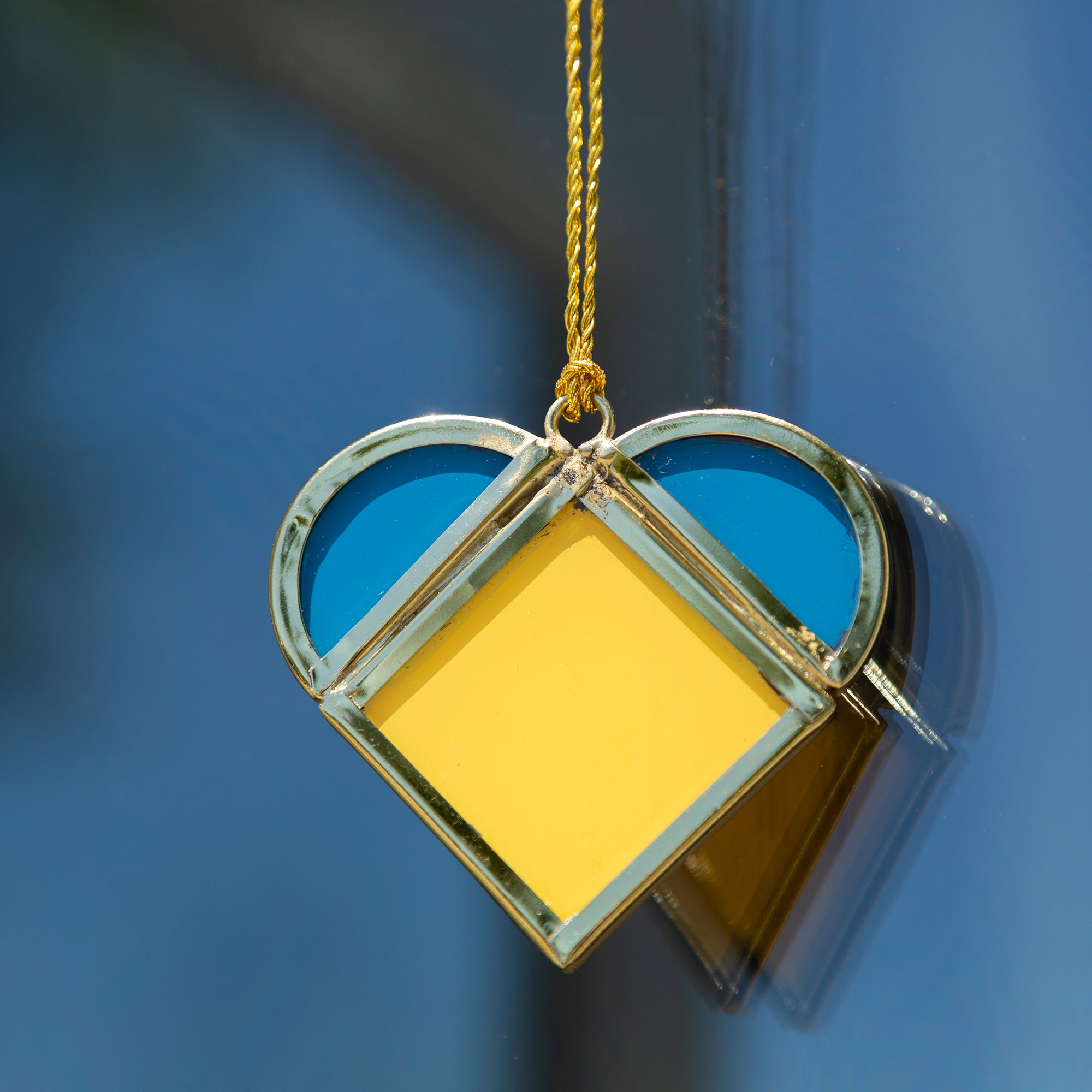 Premium Solidarity Glass Heart - Stand with Ukraine