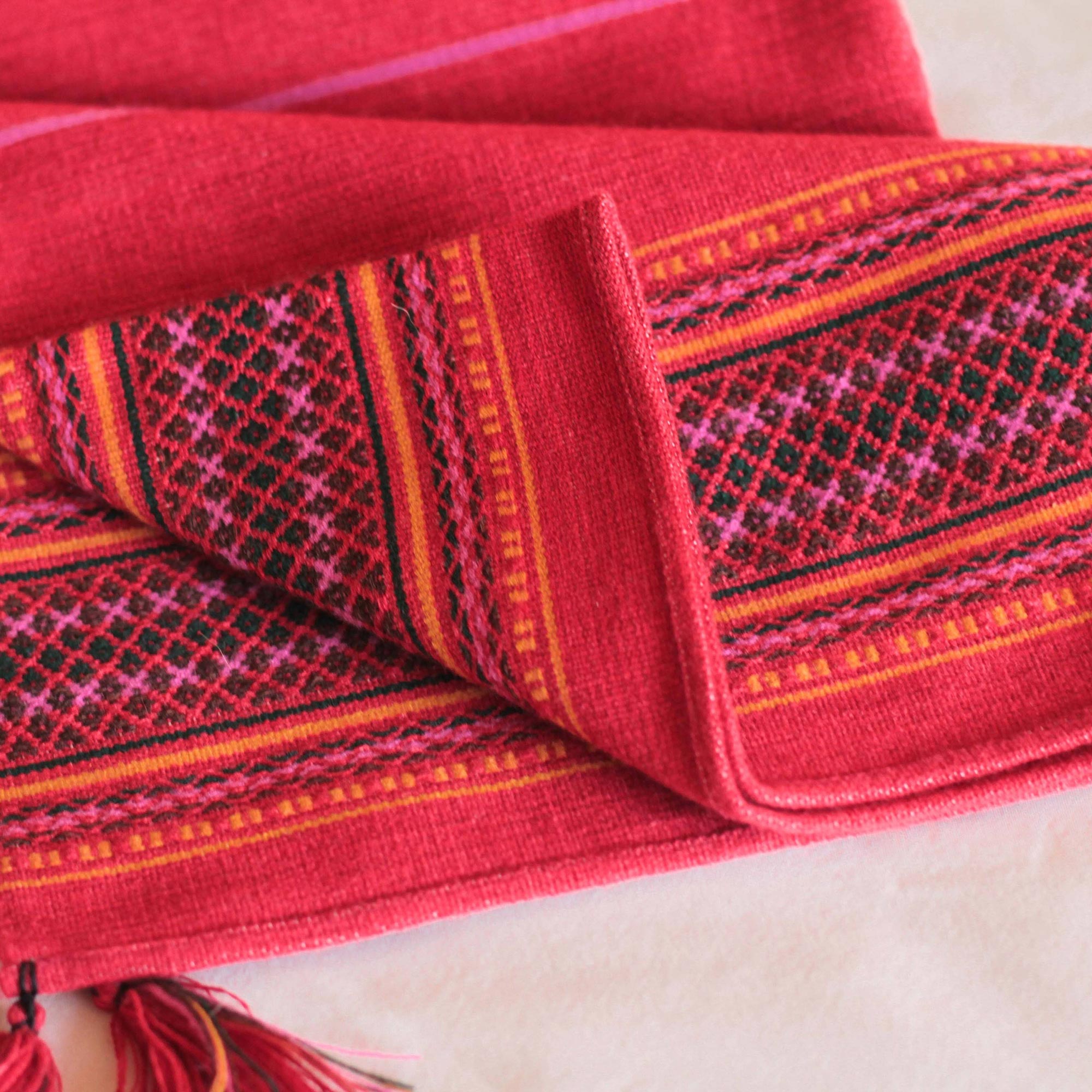 Premium Red Butterfly Alpaca Wool Blend Throw Blanket - Ultimate Comfort