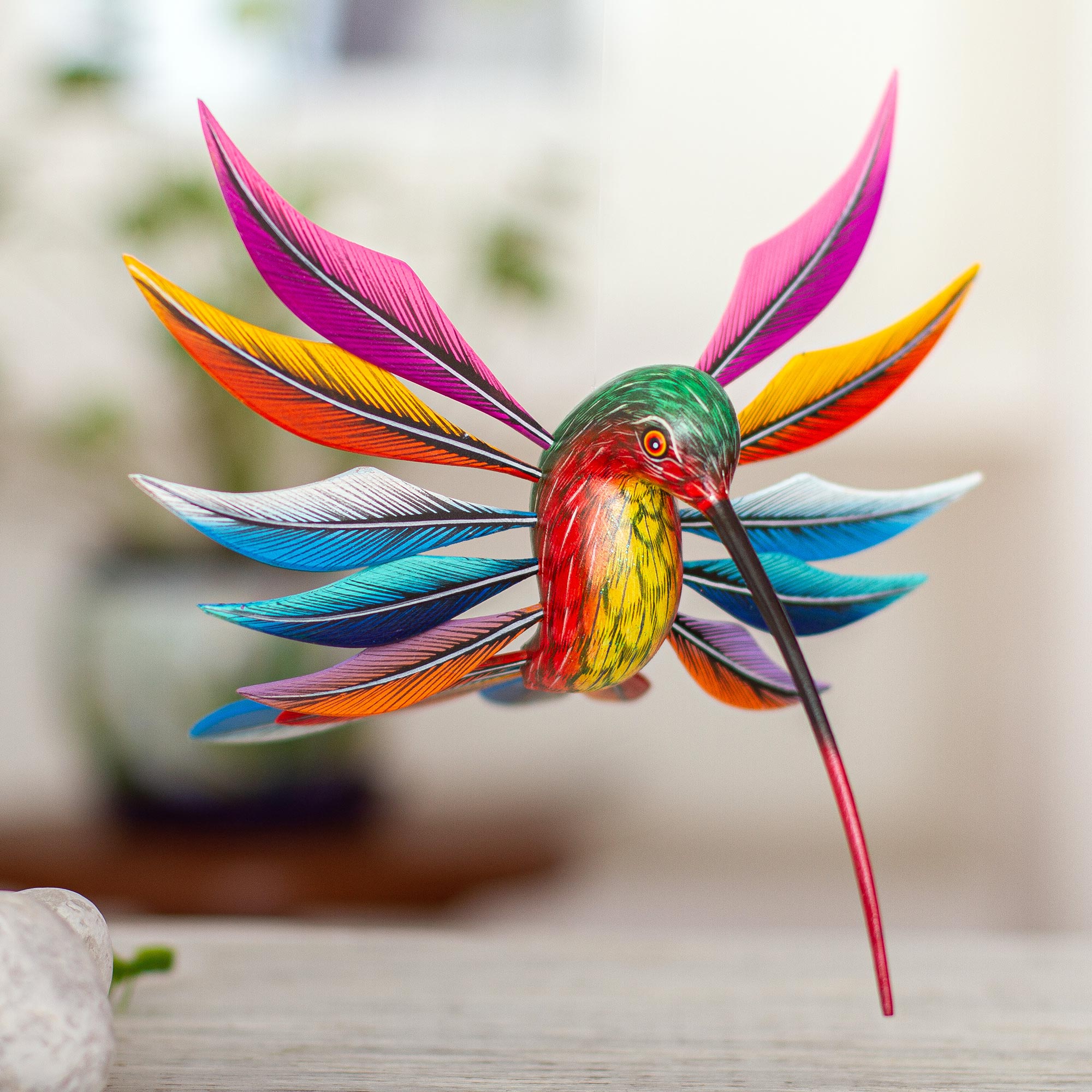 Premium Handcrafted Hummingbird Alebrije Sculpture - Mexican Folk Art