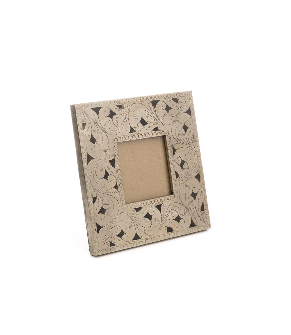 Premium Silver Plumes Artisan Frame